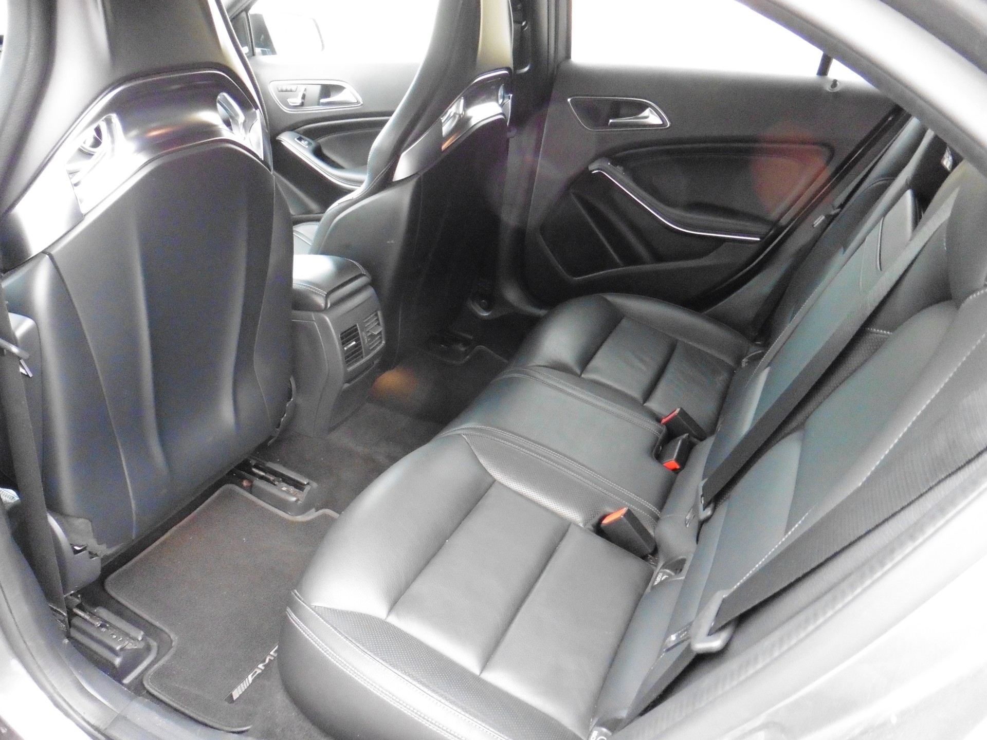 MERCEDES-BENZ A 45 AMG 4Matic Speedshift 7G-DCT-image-25