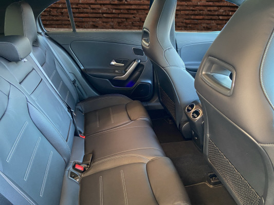 MERCEDES-BENZ A 220 4Matic 8G-DCT-image-13