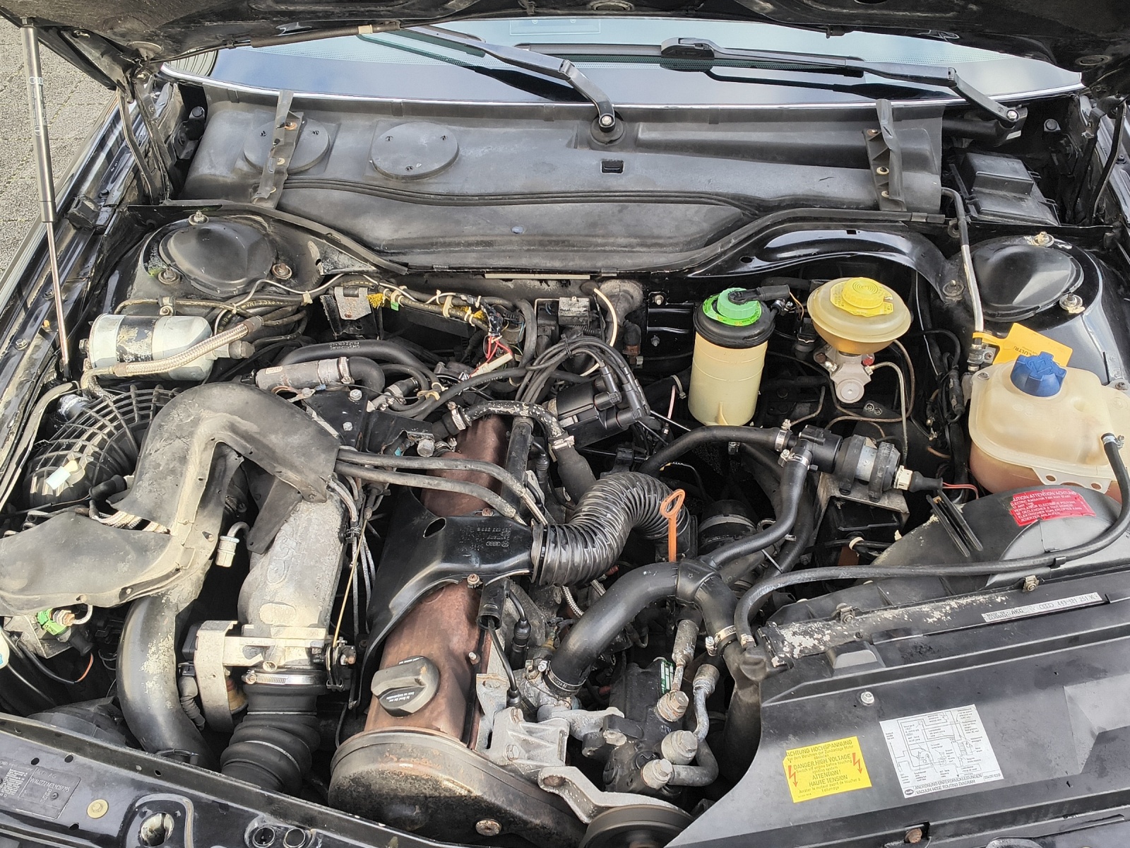 AUDI 100 2.2 Turbo quattro-image-24