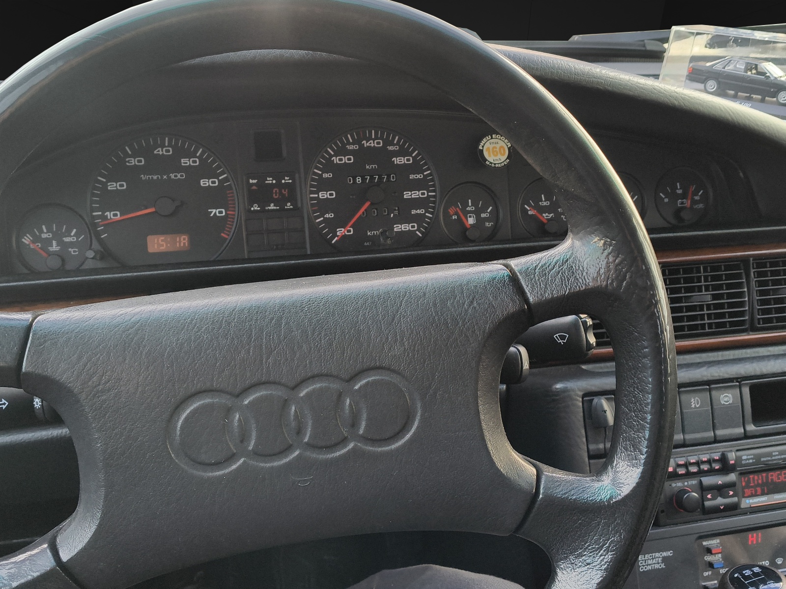 AUDI 100 2.2 Turbo quattro-image-13
