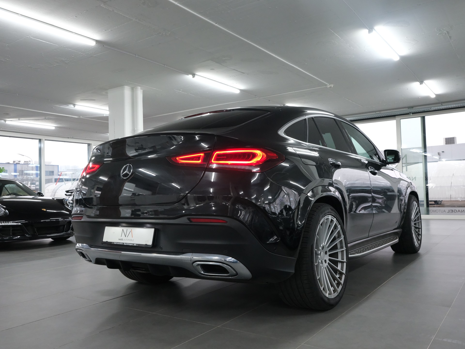 MERCEDES-BENZ GLE Coupé 400 d 4Matic 9G-Tronic-showroom-element-2