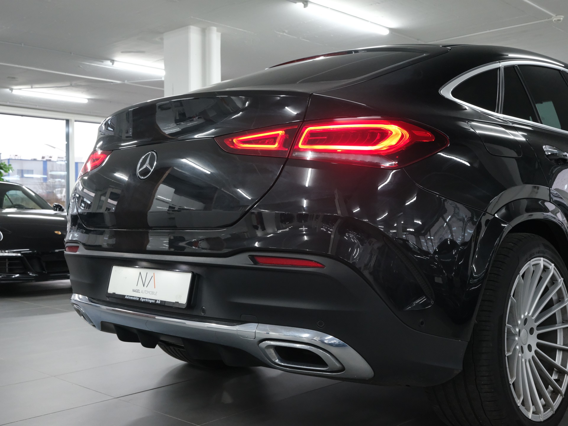 MERCEDES-BENZ GLE Coupé 400 d 4Matic 9G-Tronic-image-10