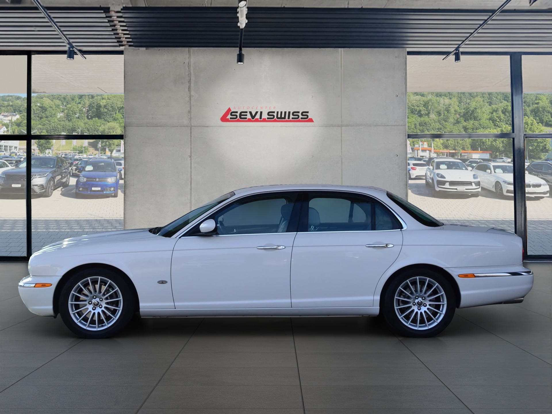 JAGUAR XJ8 4.2 V8 Executive*Frisch ab MFK*-image-4