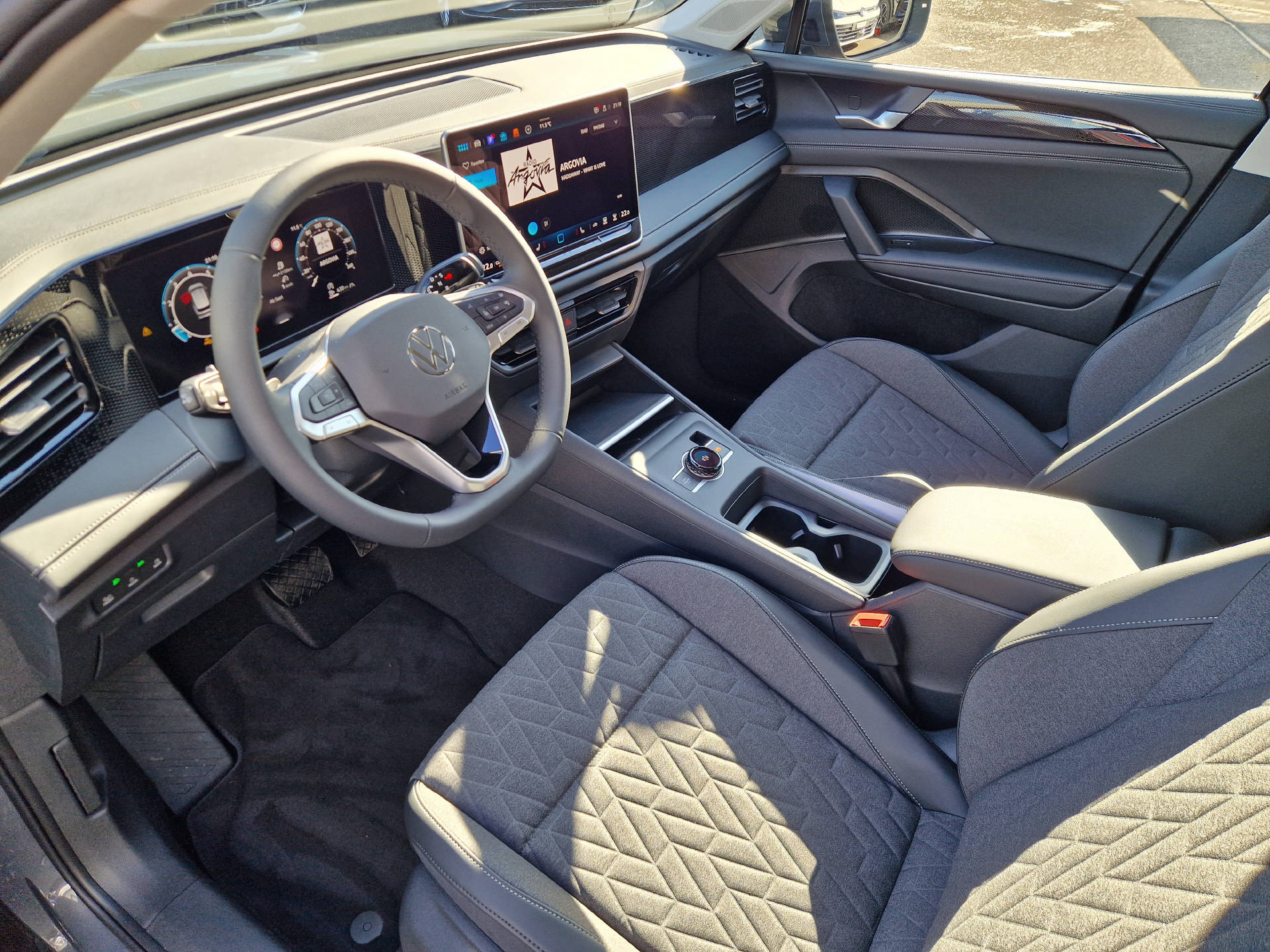 VW Tiguan 1.5 TSI UNITED Life DSG-image-5