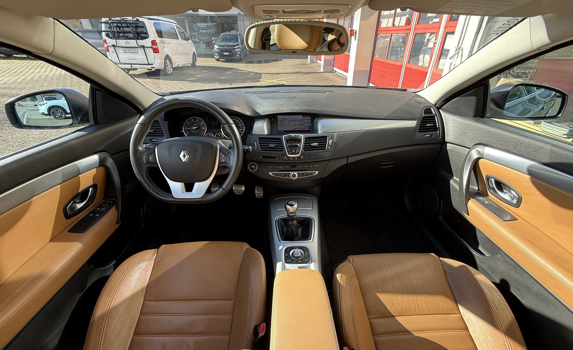 RENAULT Laguna Coupé 2.0 16V T GT-image-9