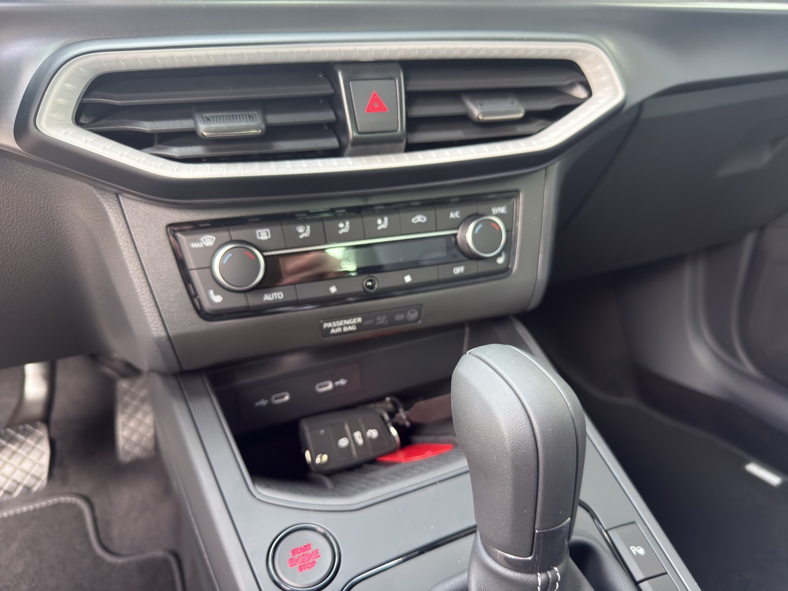 SEAT Arona 1.0 TSI Eco FR DSG-image-15