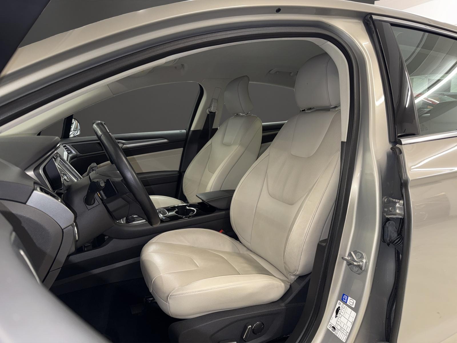 FORD Mondeo 2.0 EcoBoost SCTi Titanium Automatic-image-6