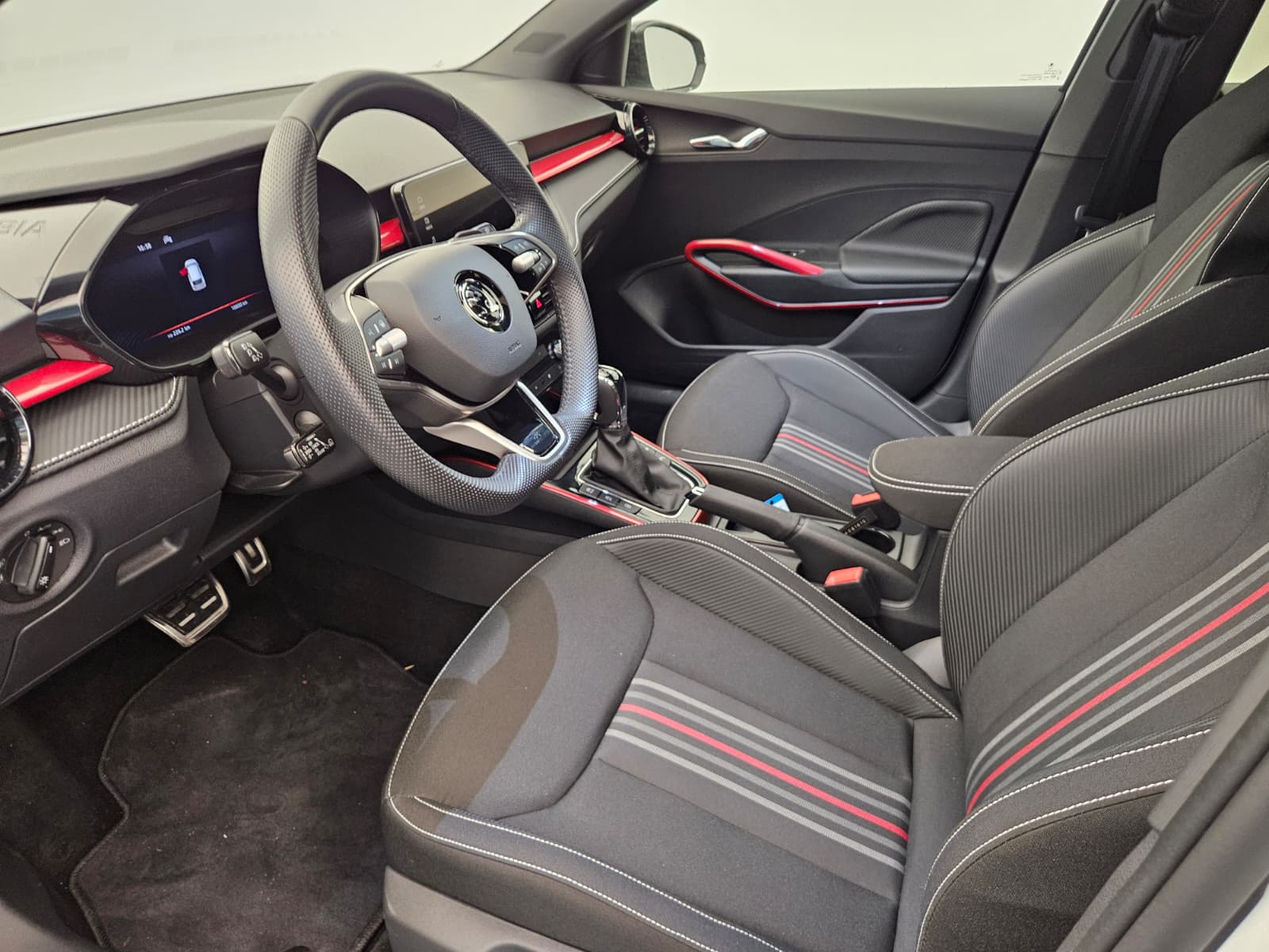 SKODA Fabia 1.5 TSI Monte Carlo DSG-image-10