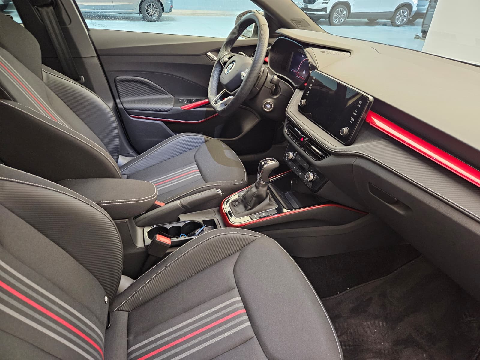 SKODA Fabia 1.5 TSI Monte Carlo DSG-image-11