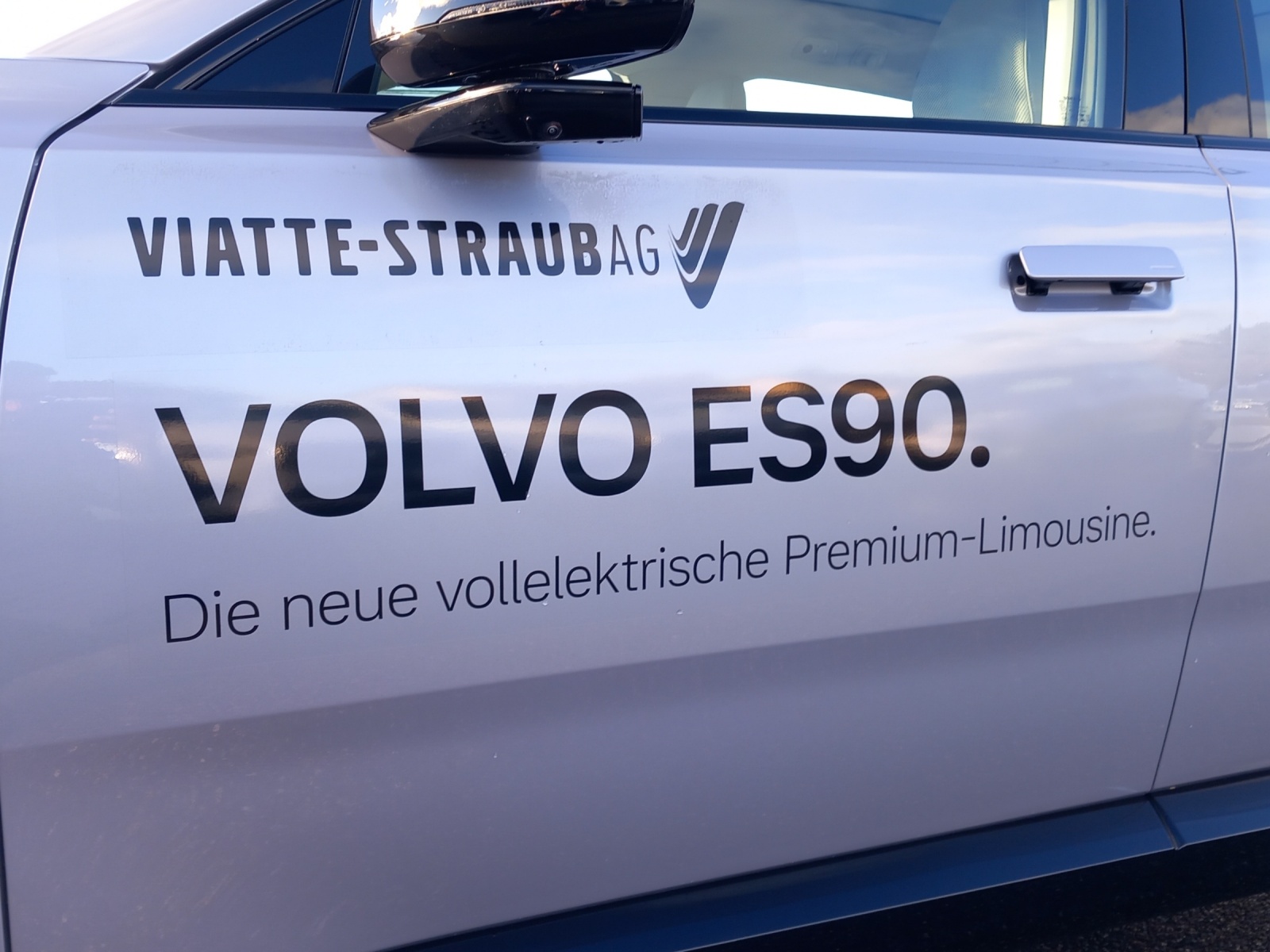 VOLVO ES90 Ultra-image-29