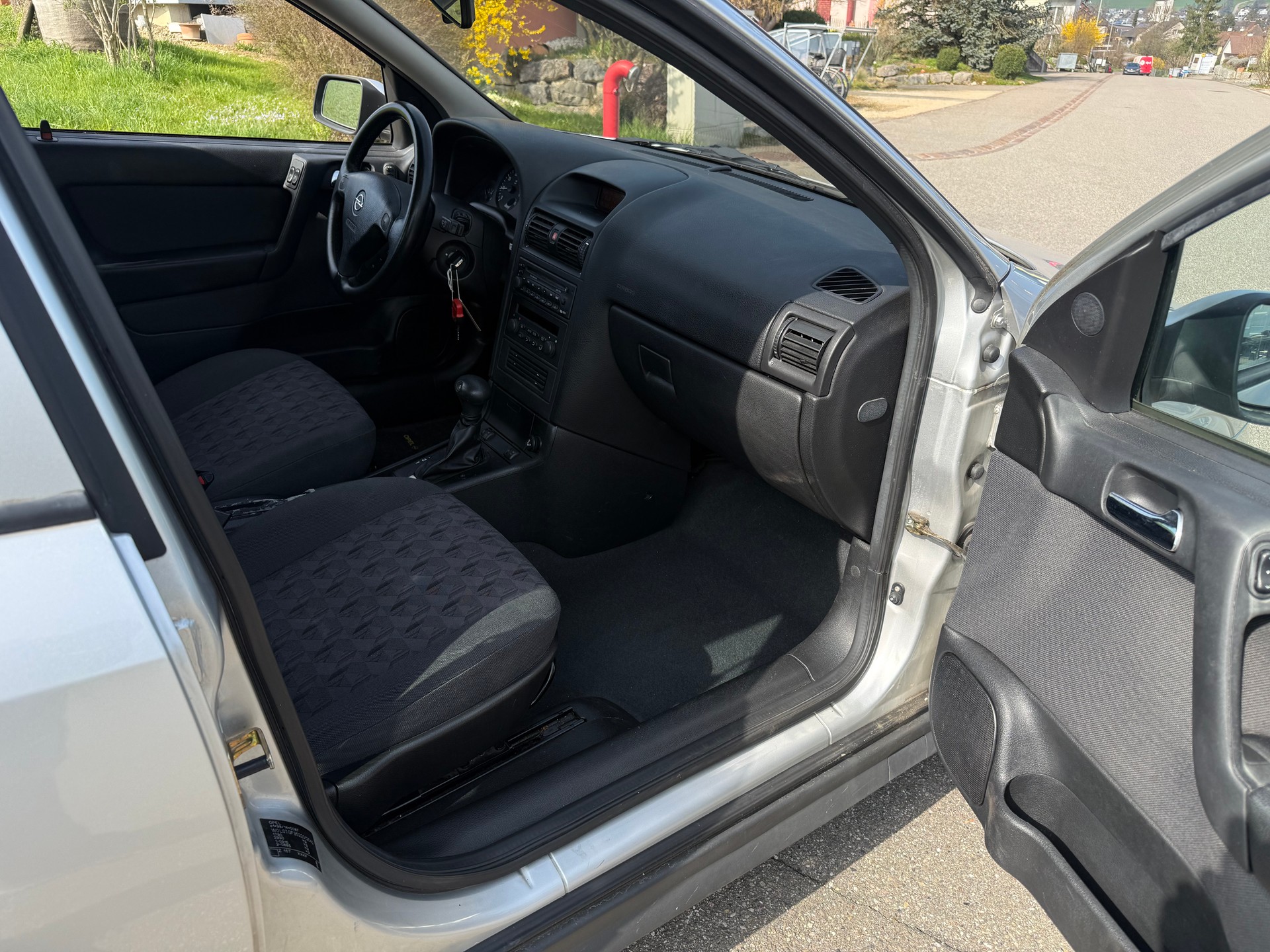 OPEL Astra Caravan 1.8i 16V Comfort-image-6