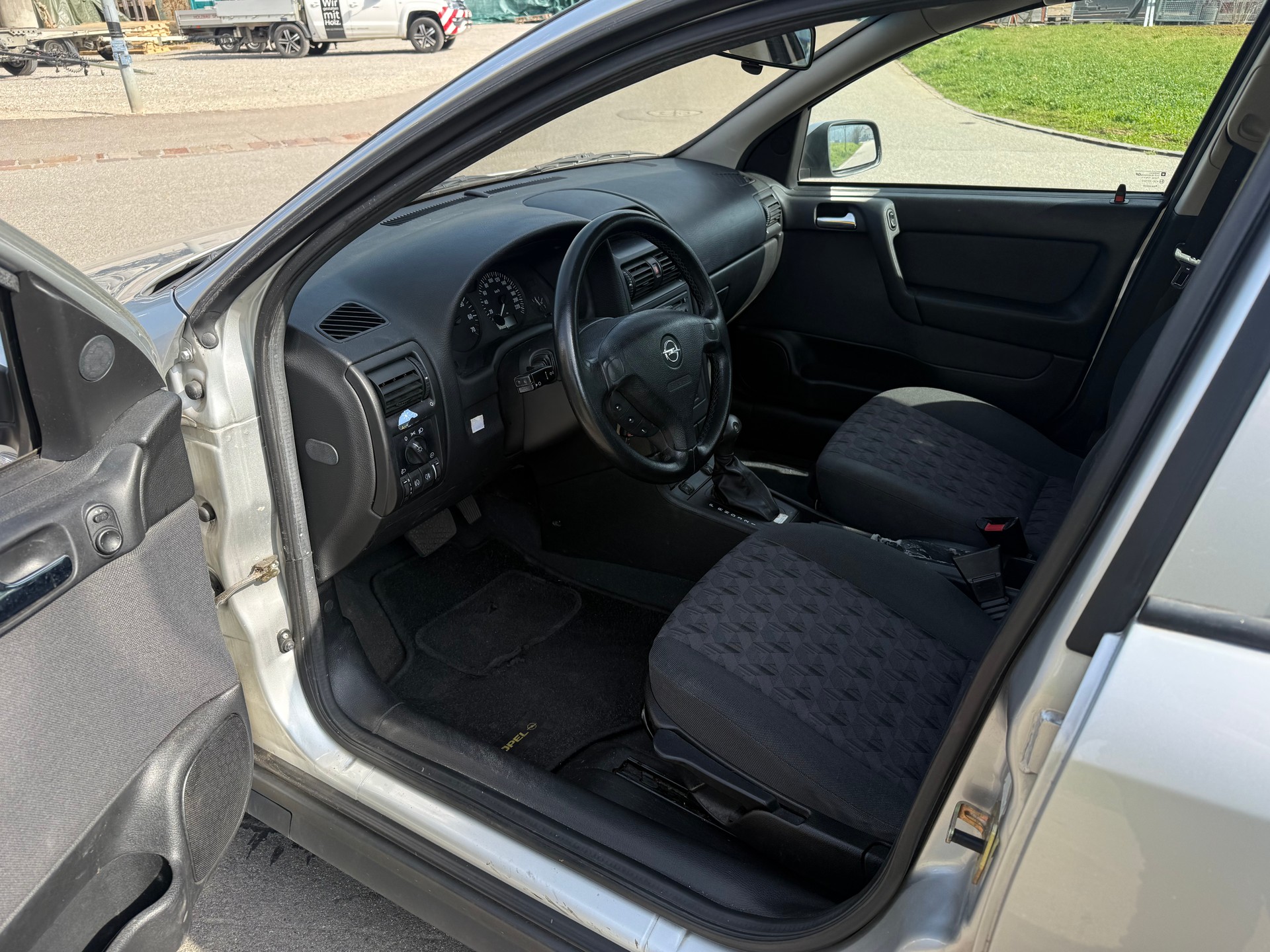 OPEL Astra Caravan 1.8i 16V Comfort-image-10