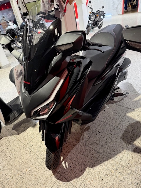 HONDA NSS 350 Smart Top Box-showroom-element-1