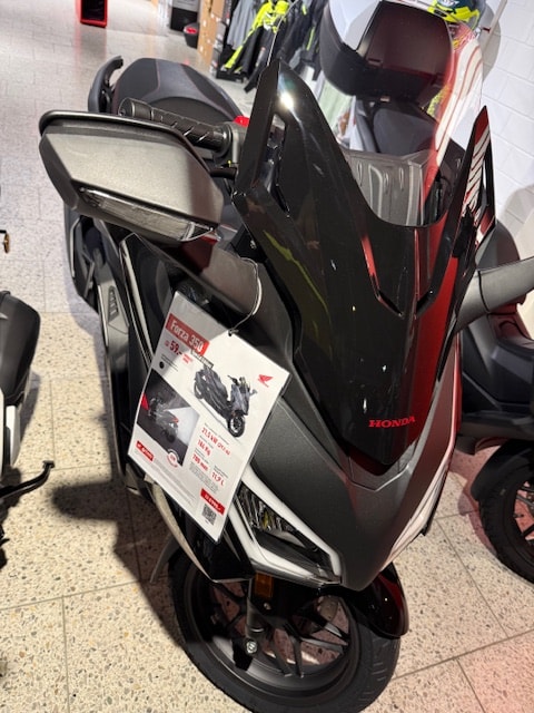 HONDA NSS 350 Smart Top Box