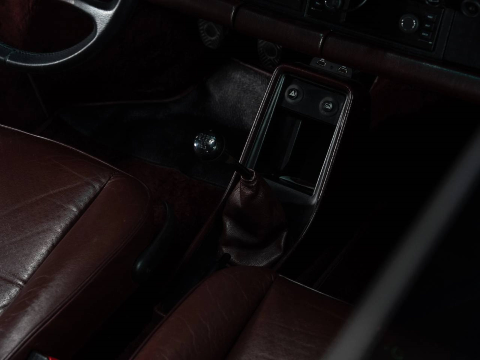 PORSCHE 911 Carrera Cabriolet Turbo-Look-image-4