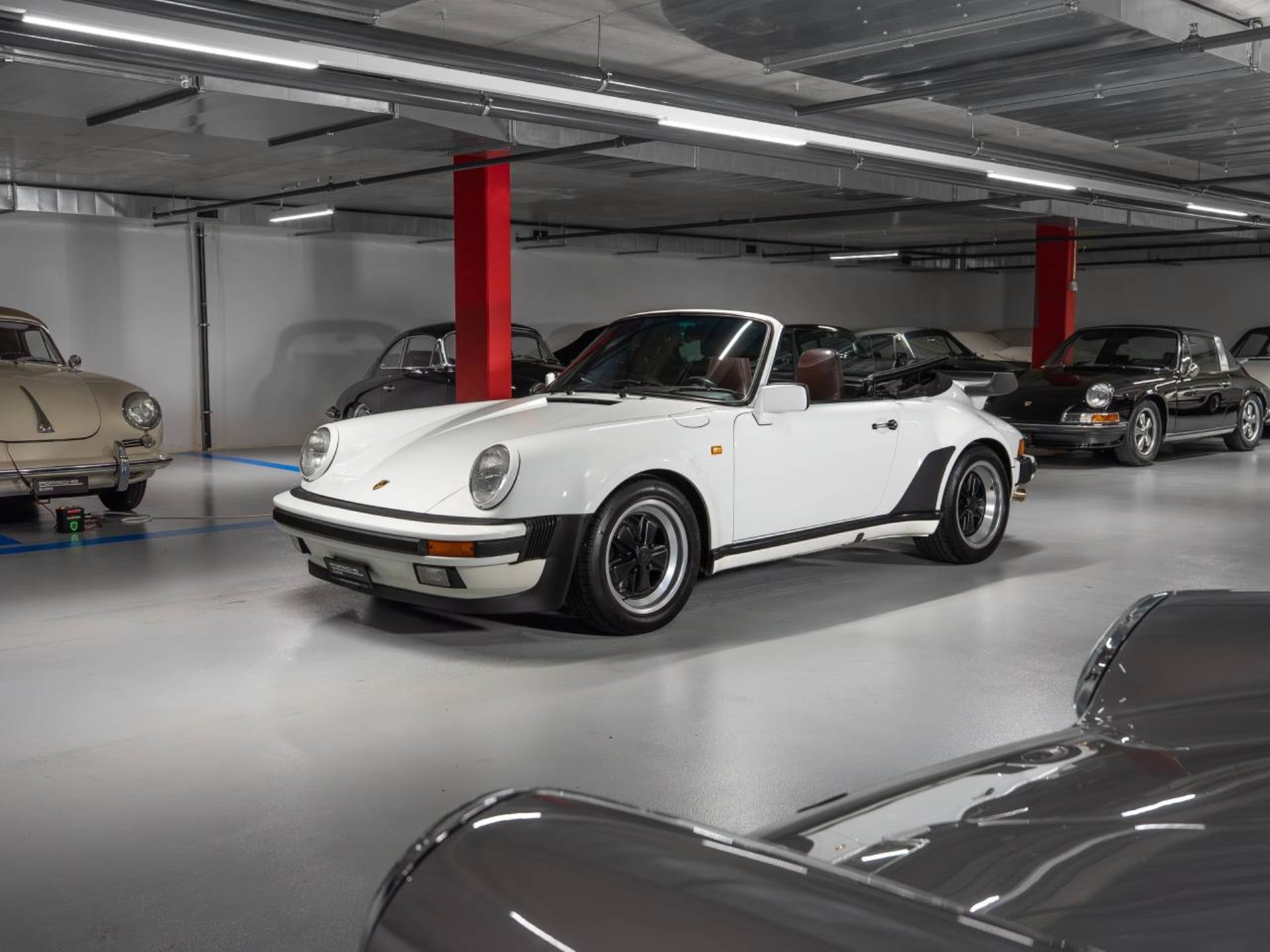 PORSCHE 911 Carrera Cabriolet Turbo-Look-image-0