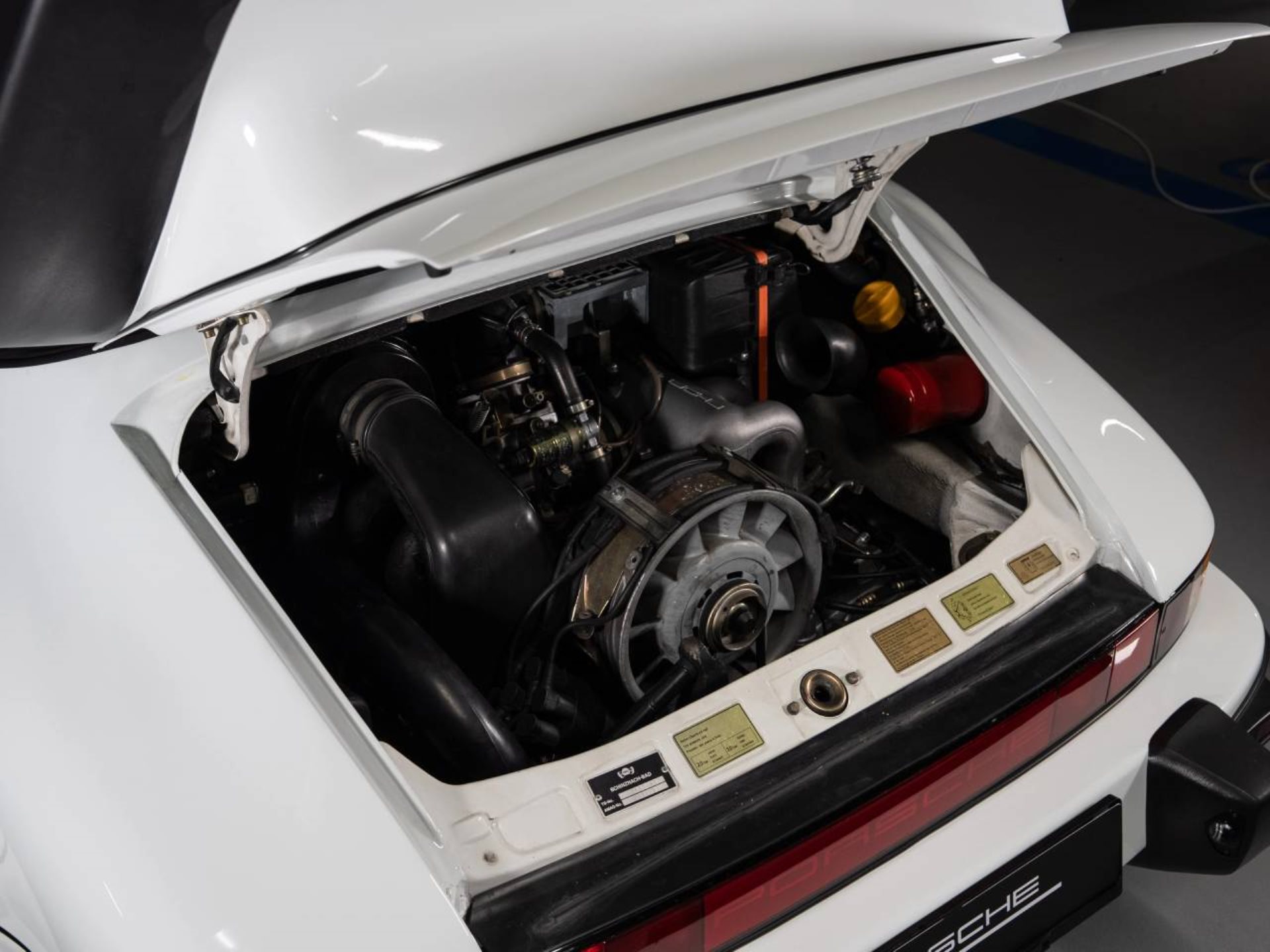 PORSCHE 911 Carrera Cabriolet Turbo-Look-image-31