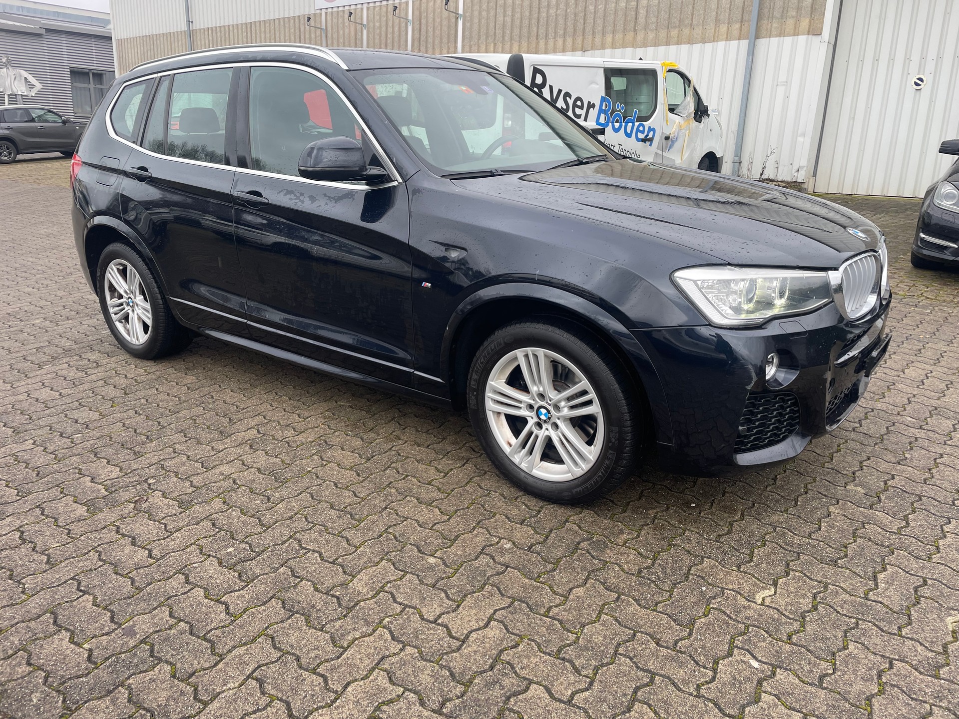 BMW X3 xDrive 28i Steptronic-image-2