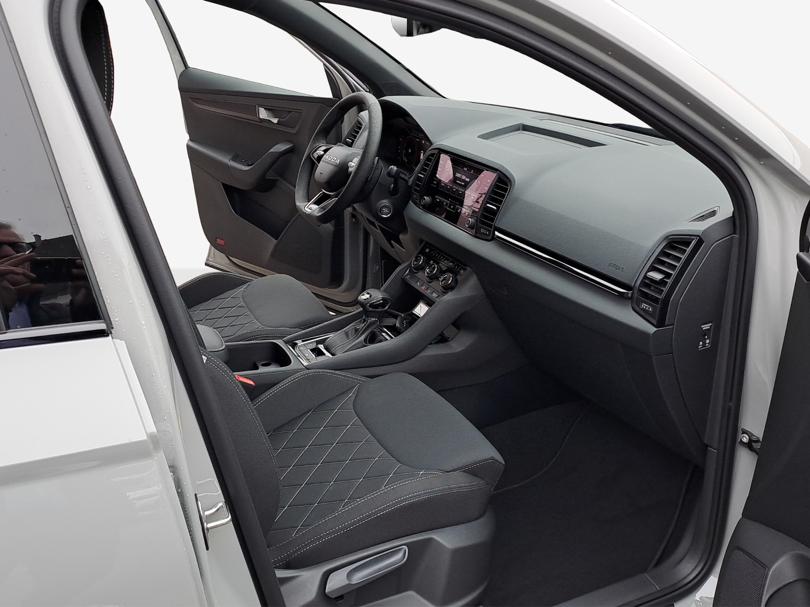 SKODA Karoq 2.0 TSI Dynamic Limited Edition 4x4 DSG-image-13