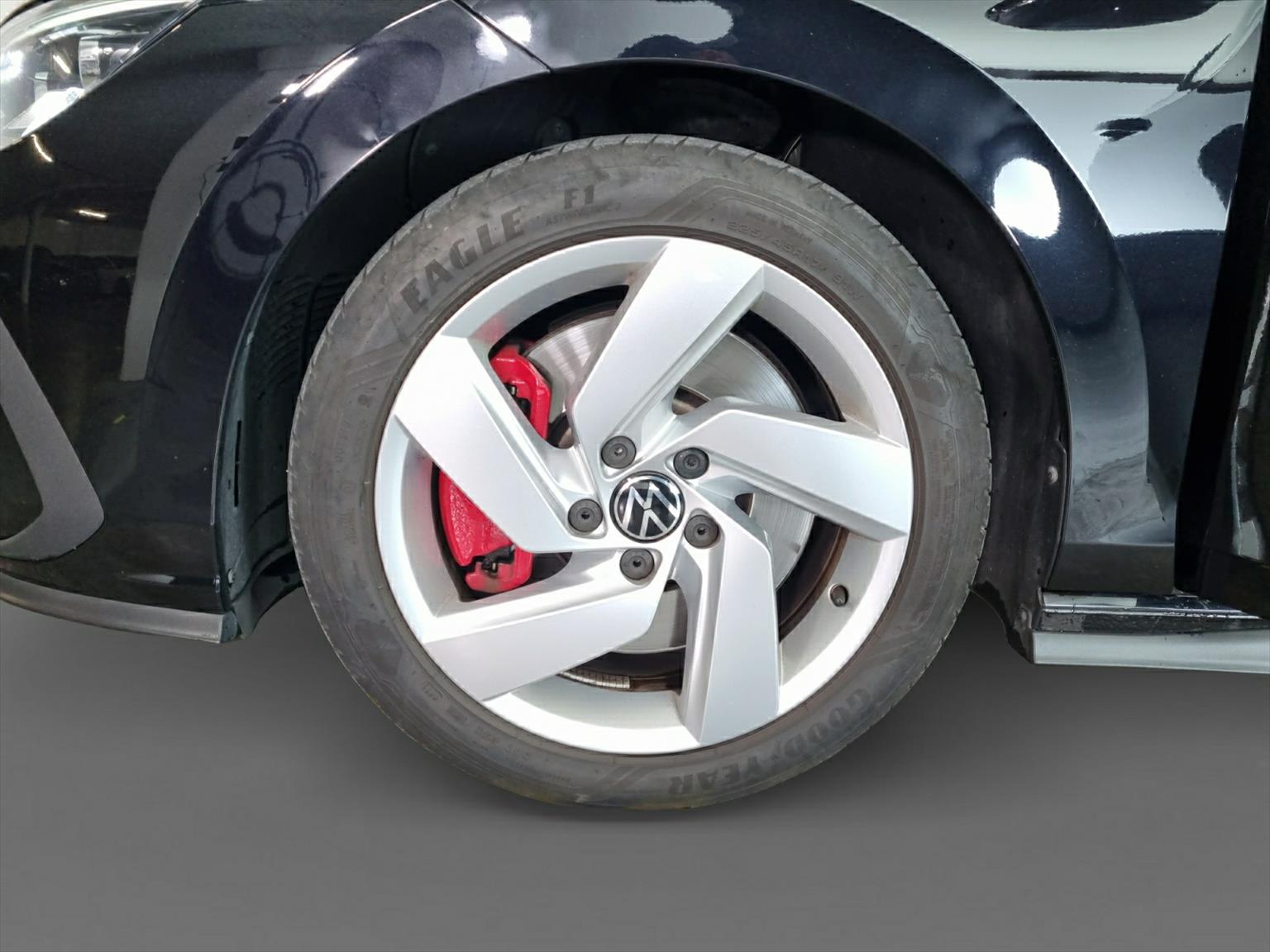 VW Golf 2.0 TSI GTI DSG-image-15