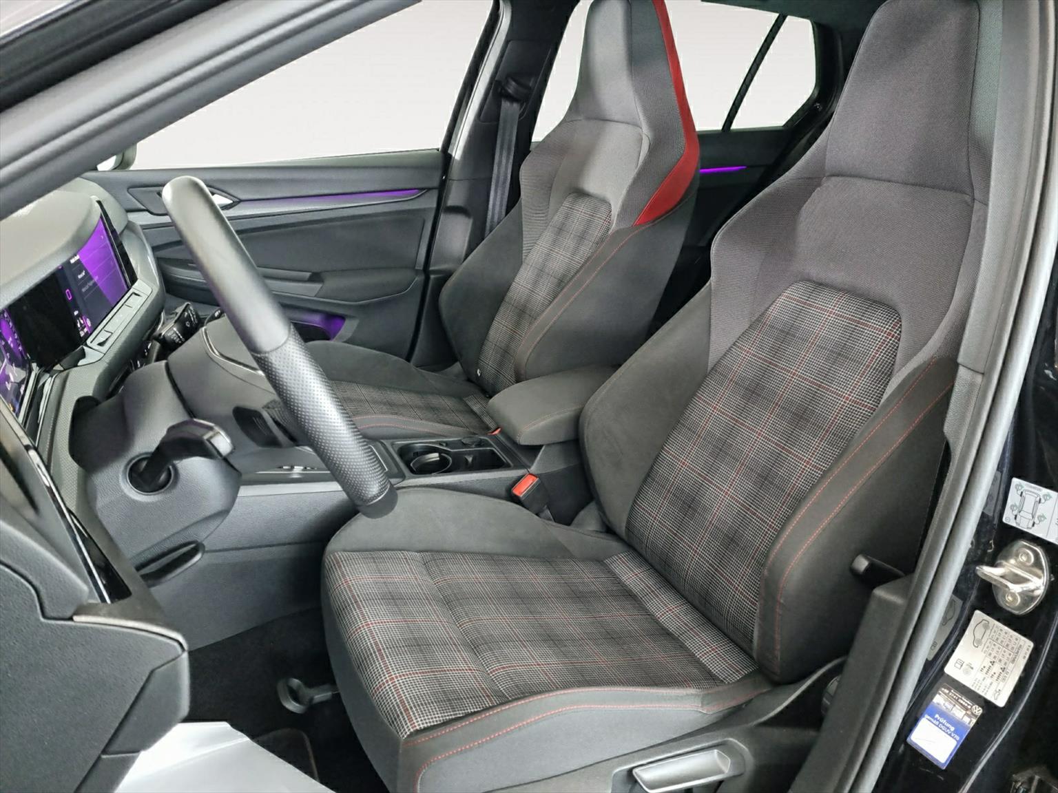 VW Golf 2.0 TSI GTI DSG-image-4