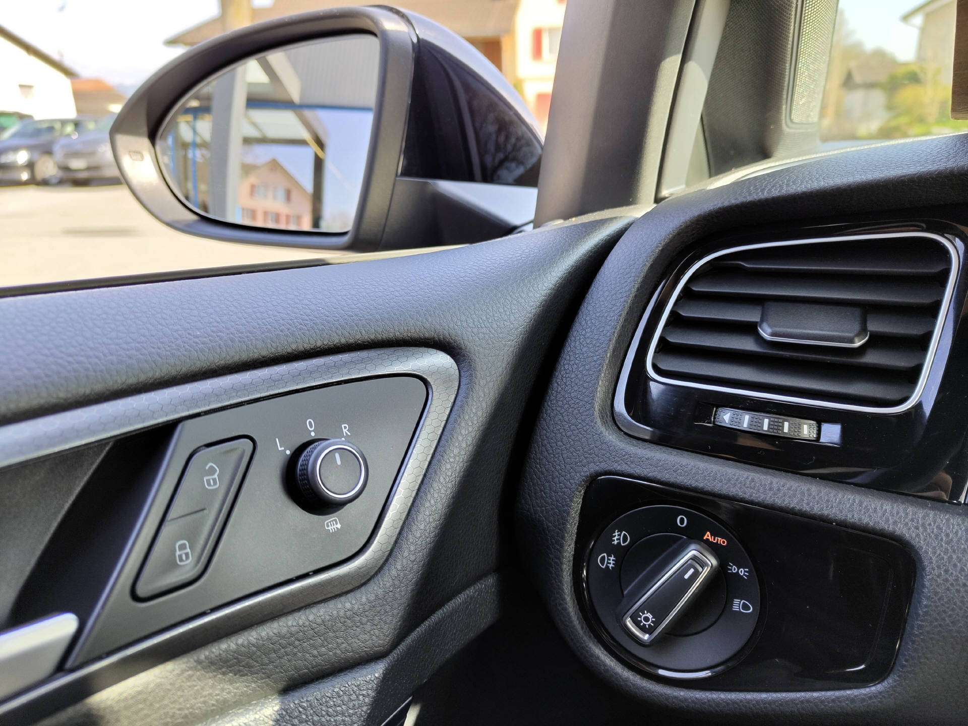 VW Golf VII 2.0 TSI GTI Performance-image-12