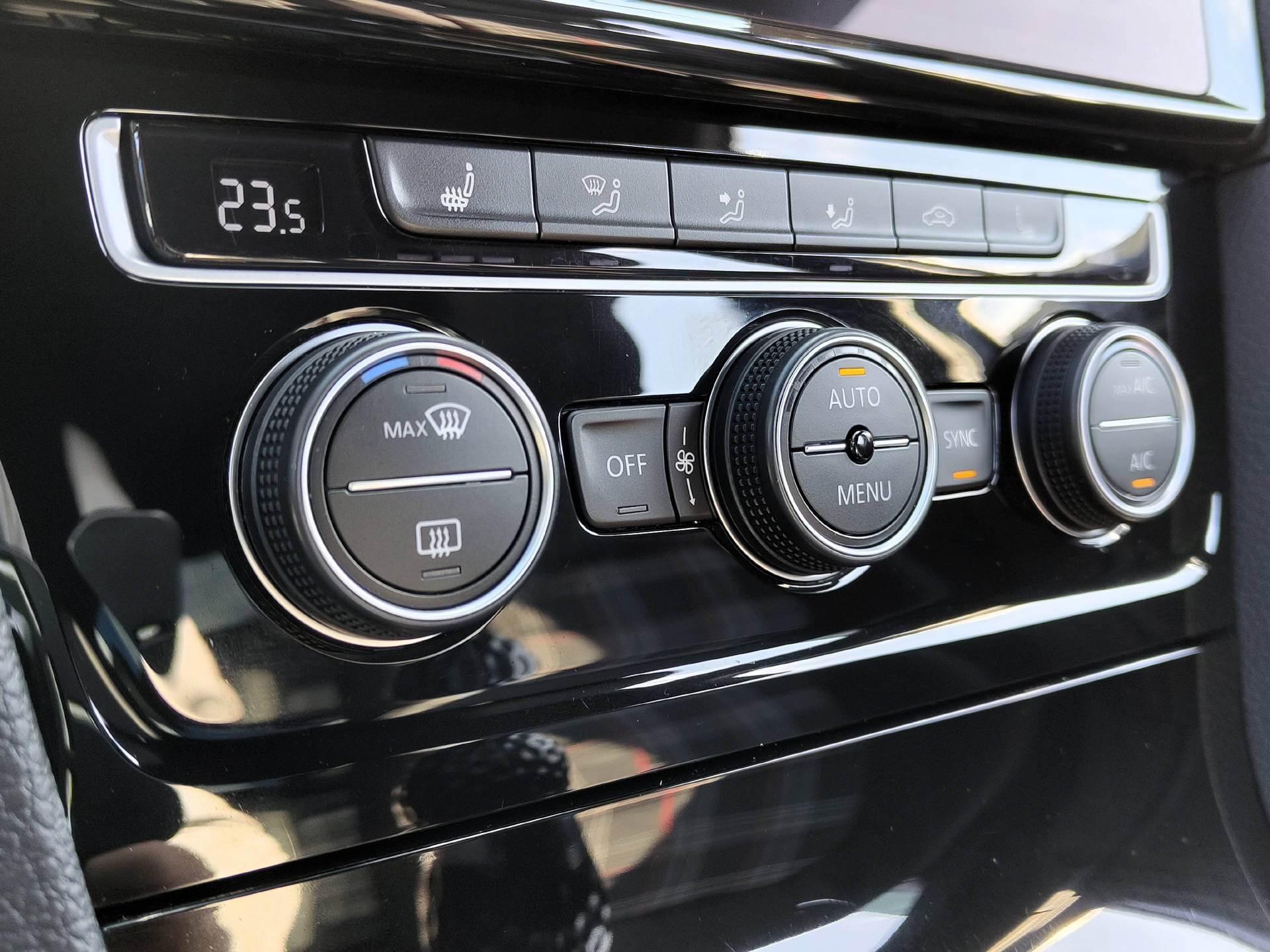 VW Golf VII 2.0 TSI GTI Performance-image-9