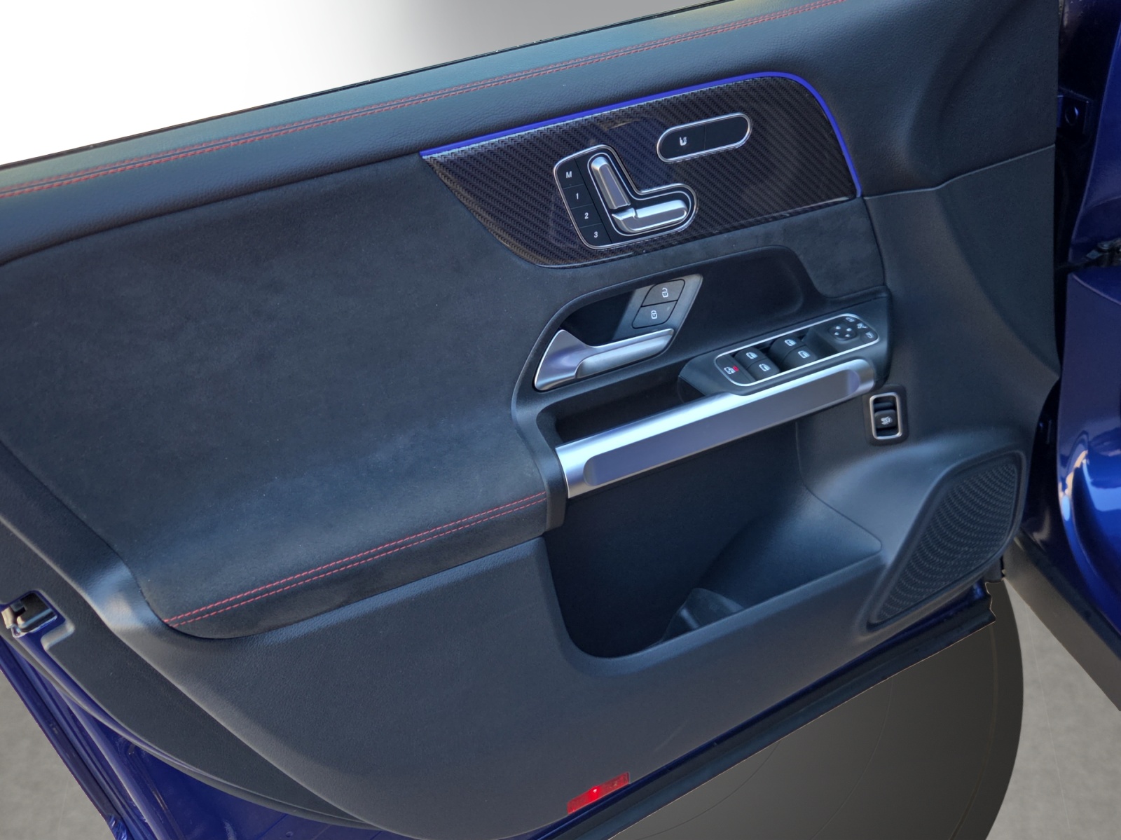 Image MERCEDES-BENZ GLB-250 GLB 250 4Matic 8G-Tronic