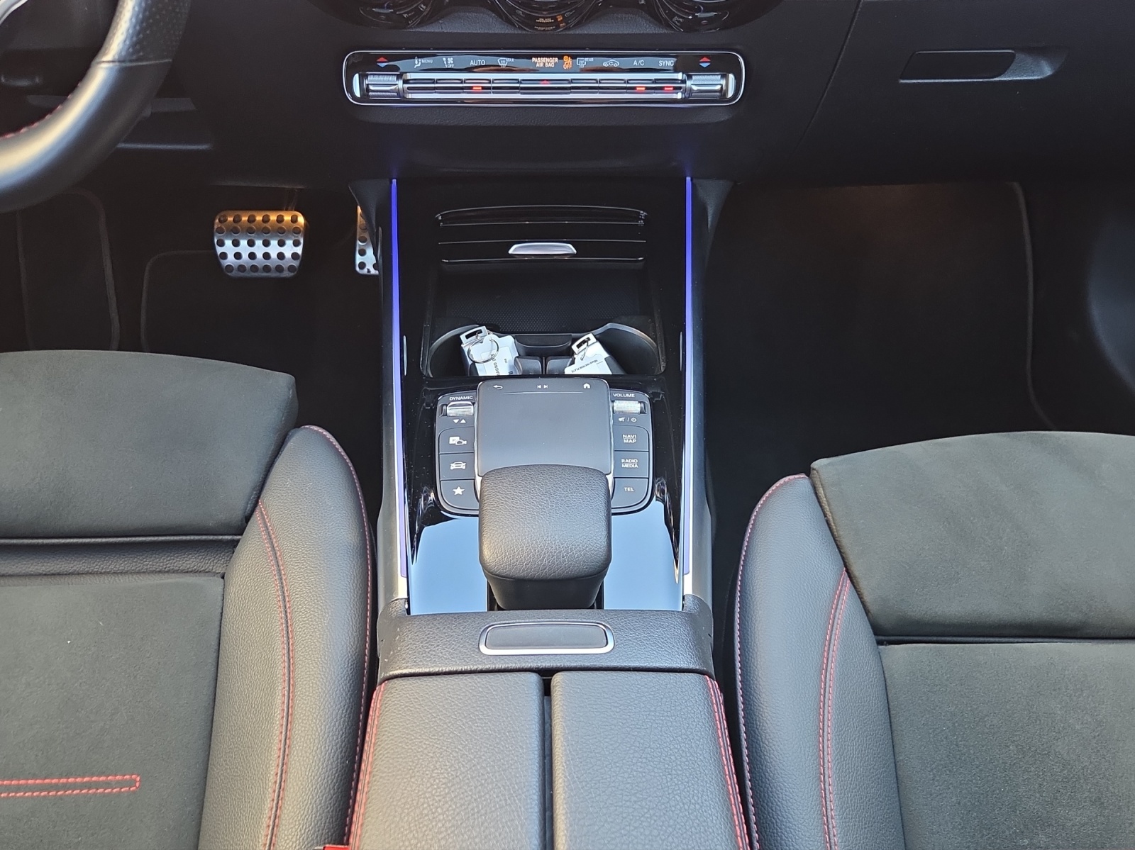 Image MERCEDES-BENZ GLB-250 GLB 250 4Matic 8G-Tronic