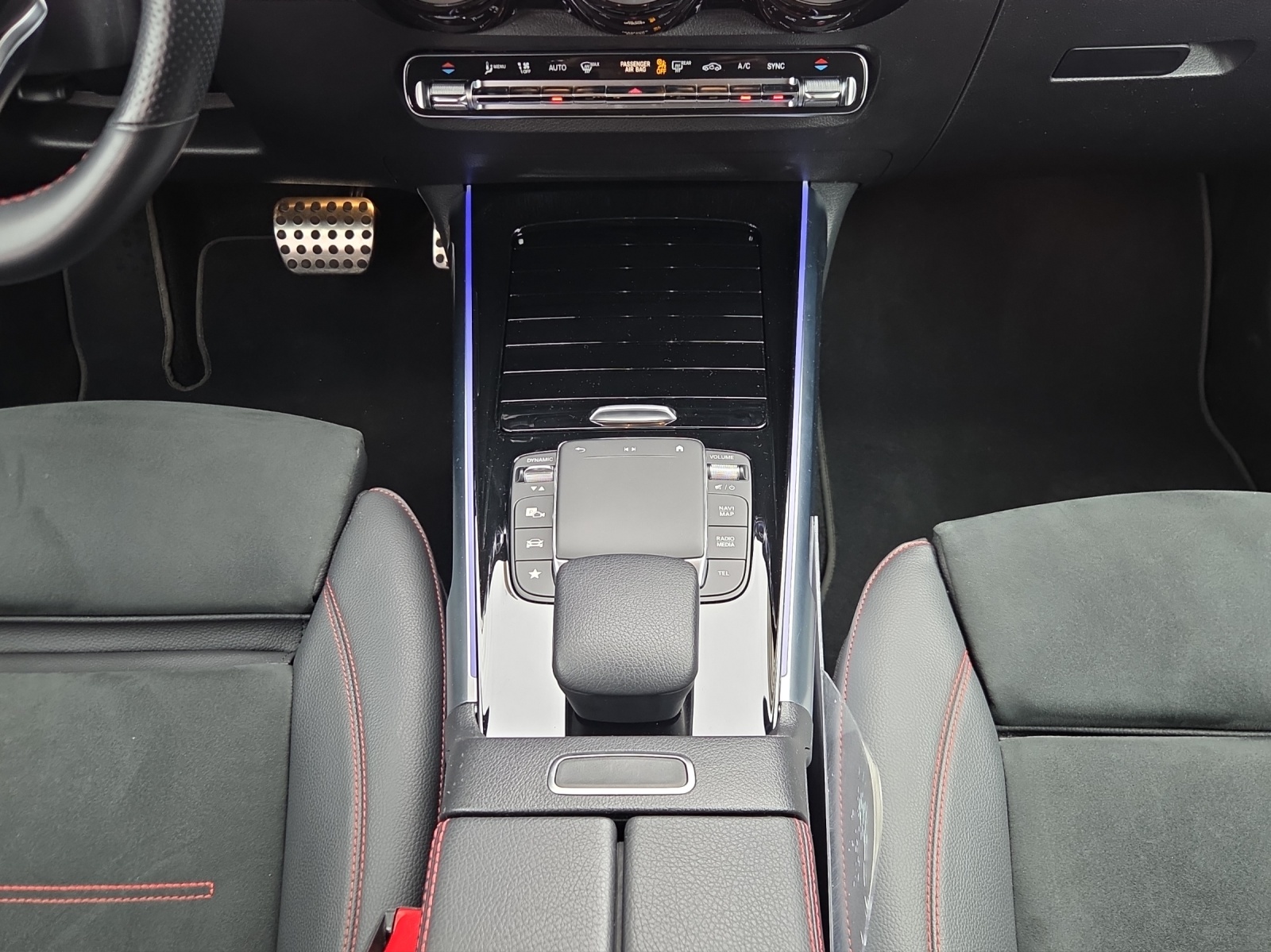Image MERCEDES-BENZ GLB-250 GLB 250 4Matic 8G-Tronic