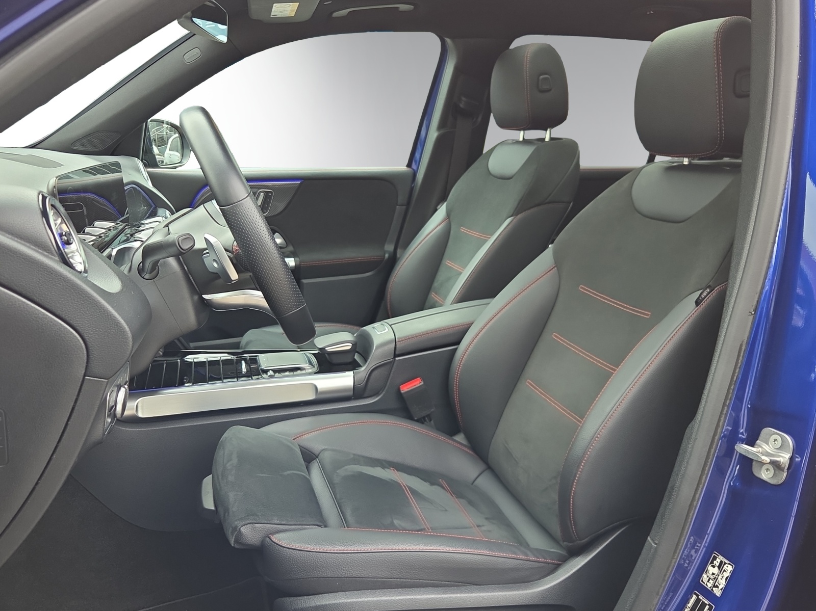 MERCEDES-BENZ GLB 250 4Matic 8G-Tronic-image-7