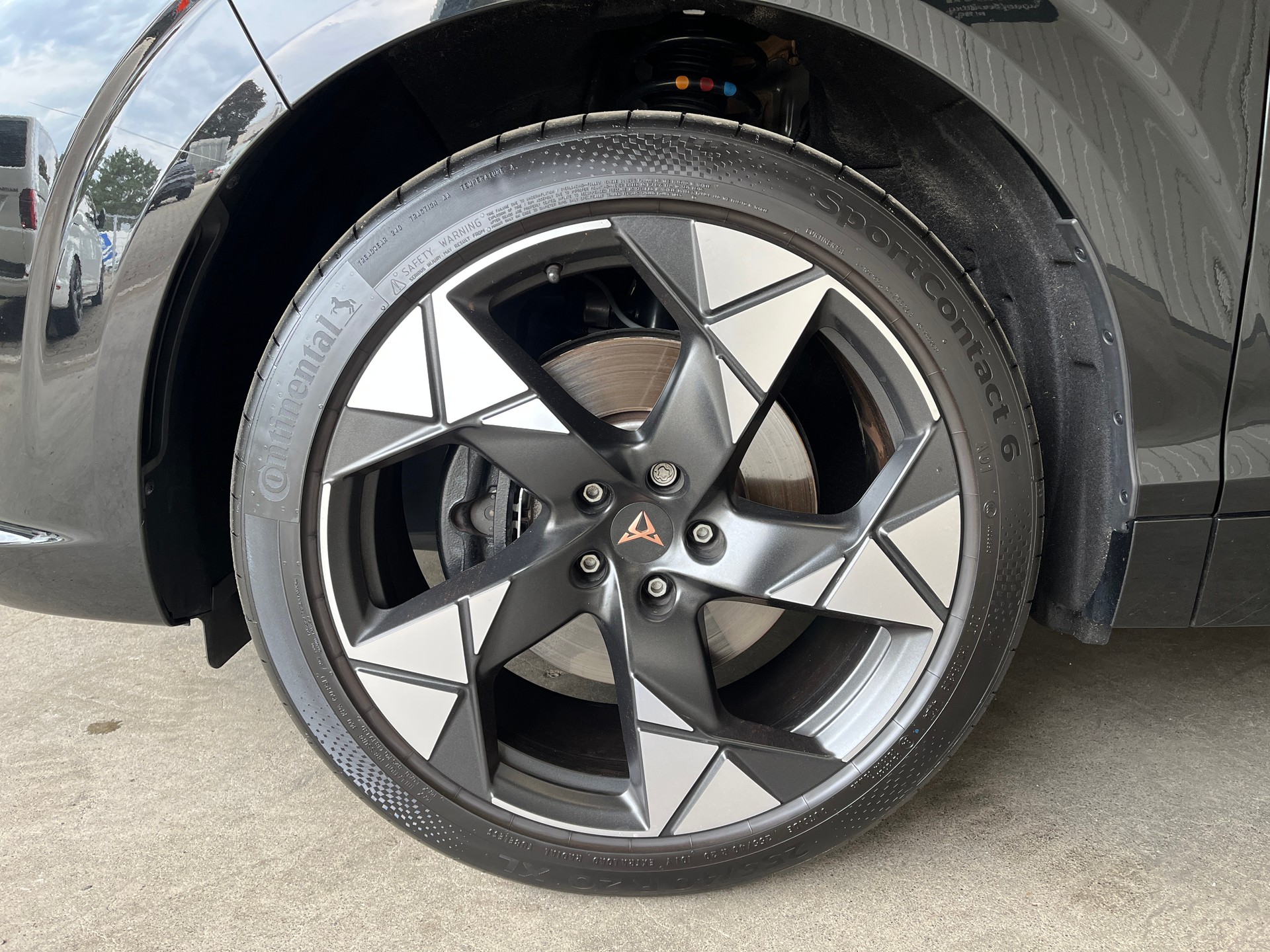 CUPRA Terramar 2.0 TSI DSG 4Drive VZ-image-1