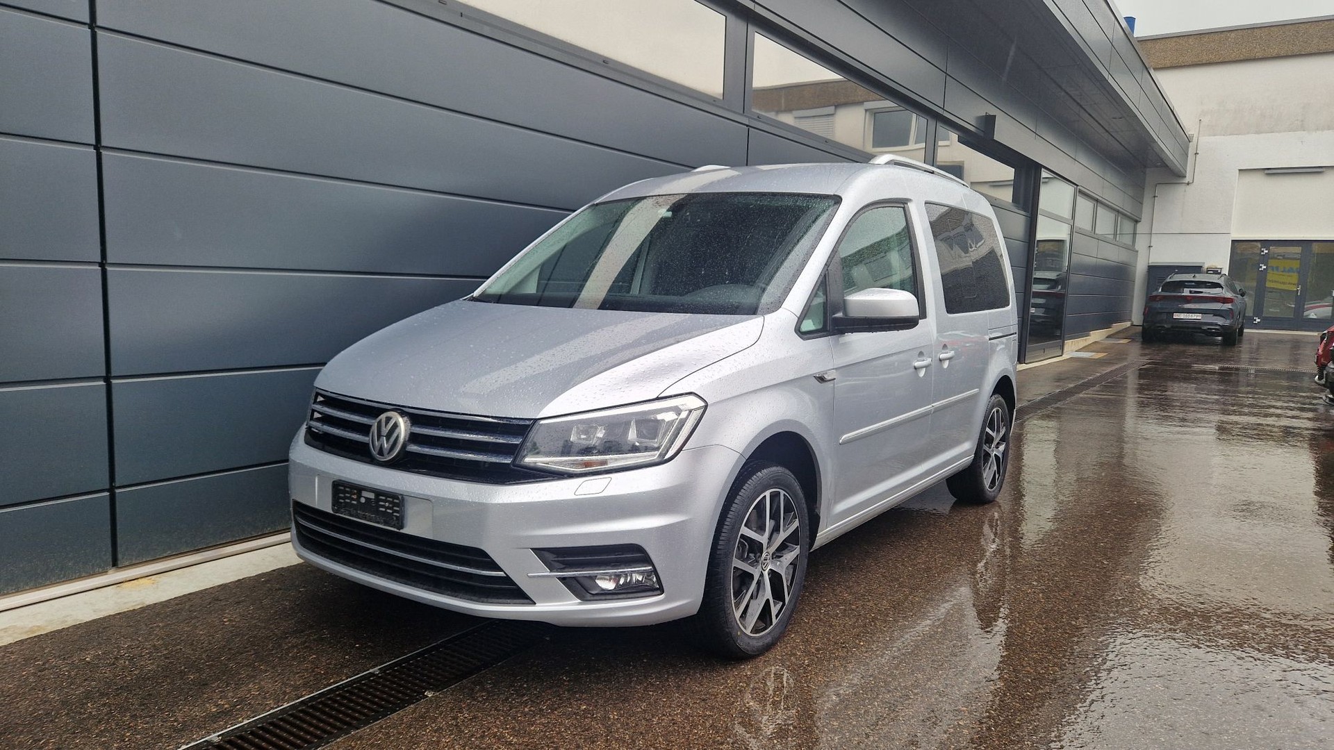 VW Caddy 1.4 TSI Highline DSG-image-0