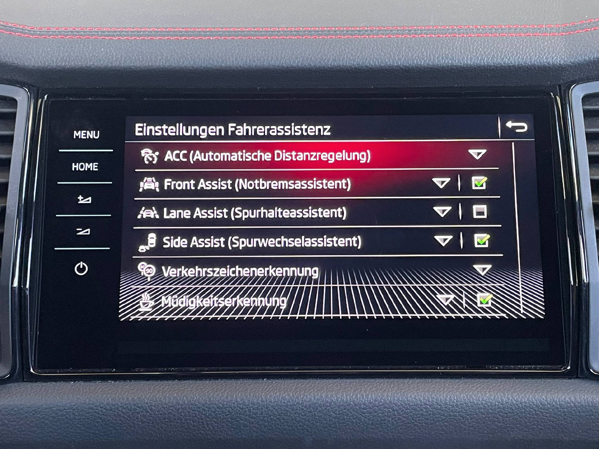SKODA Kodiaq 2.0 TSI RS DSG-image-10