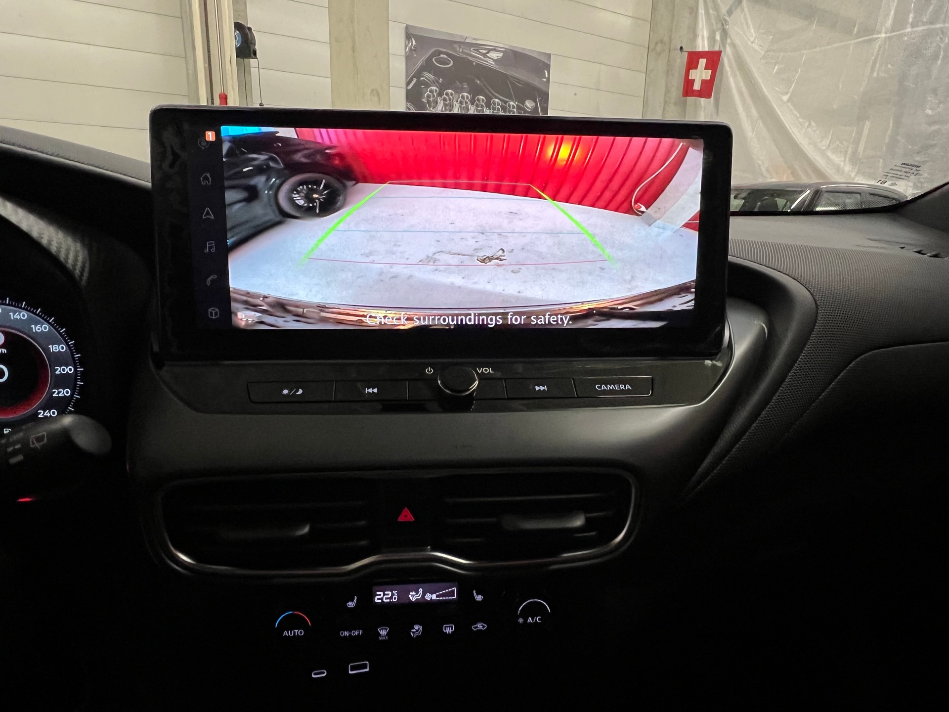 NISSAN Juke 1.0 DIG-T N-Connecta DCT-image-7