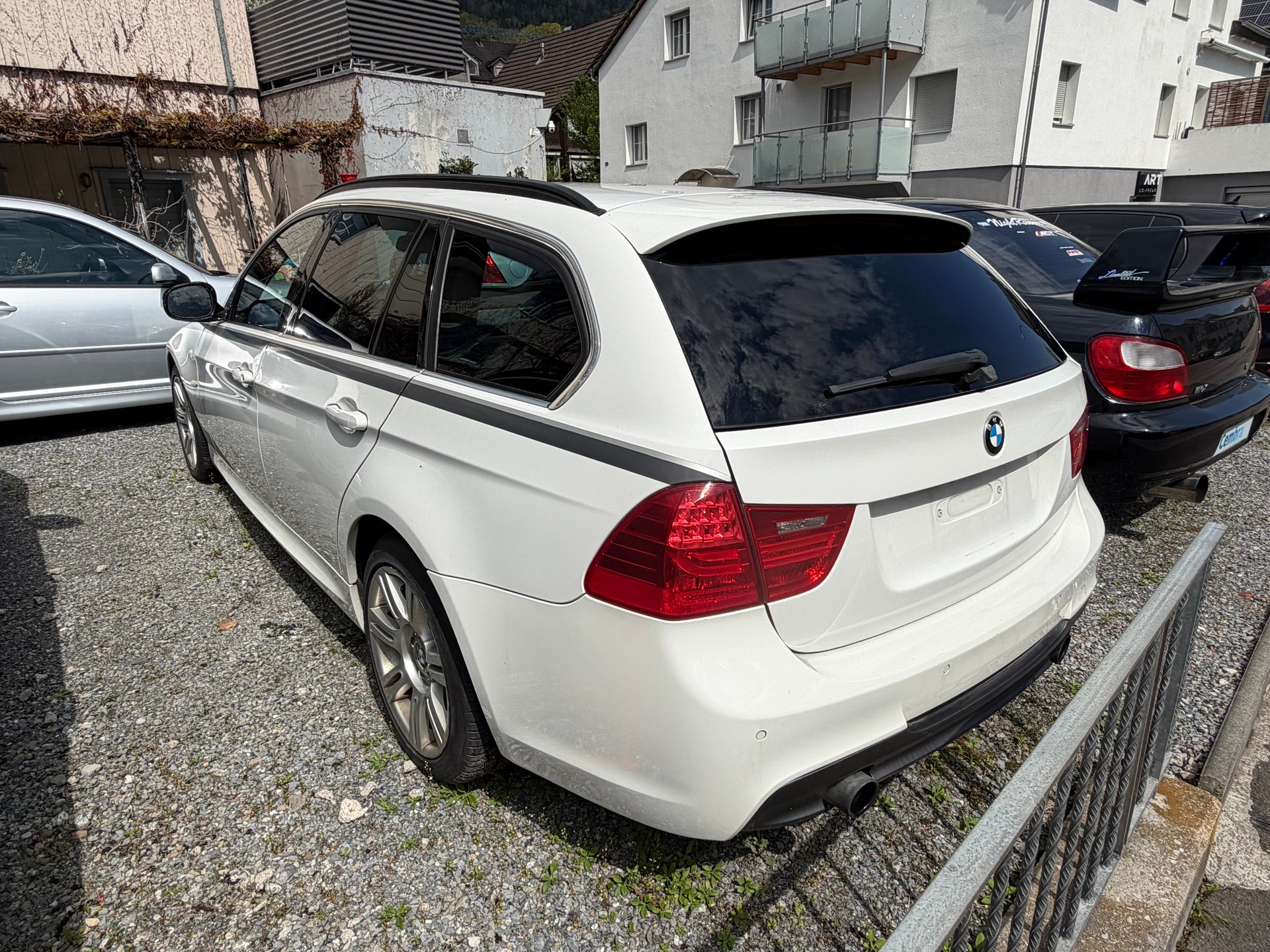 BMW 335i xDrive Touring-image-7