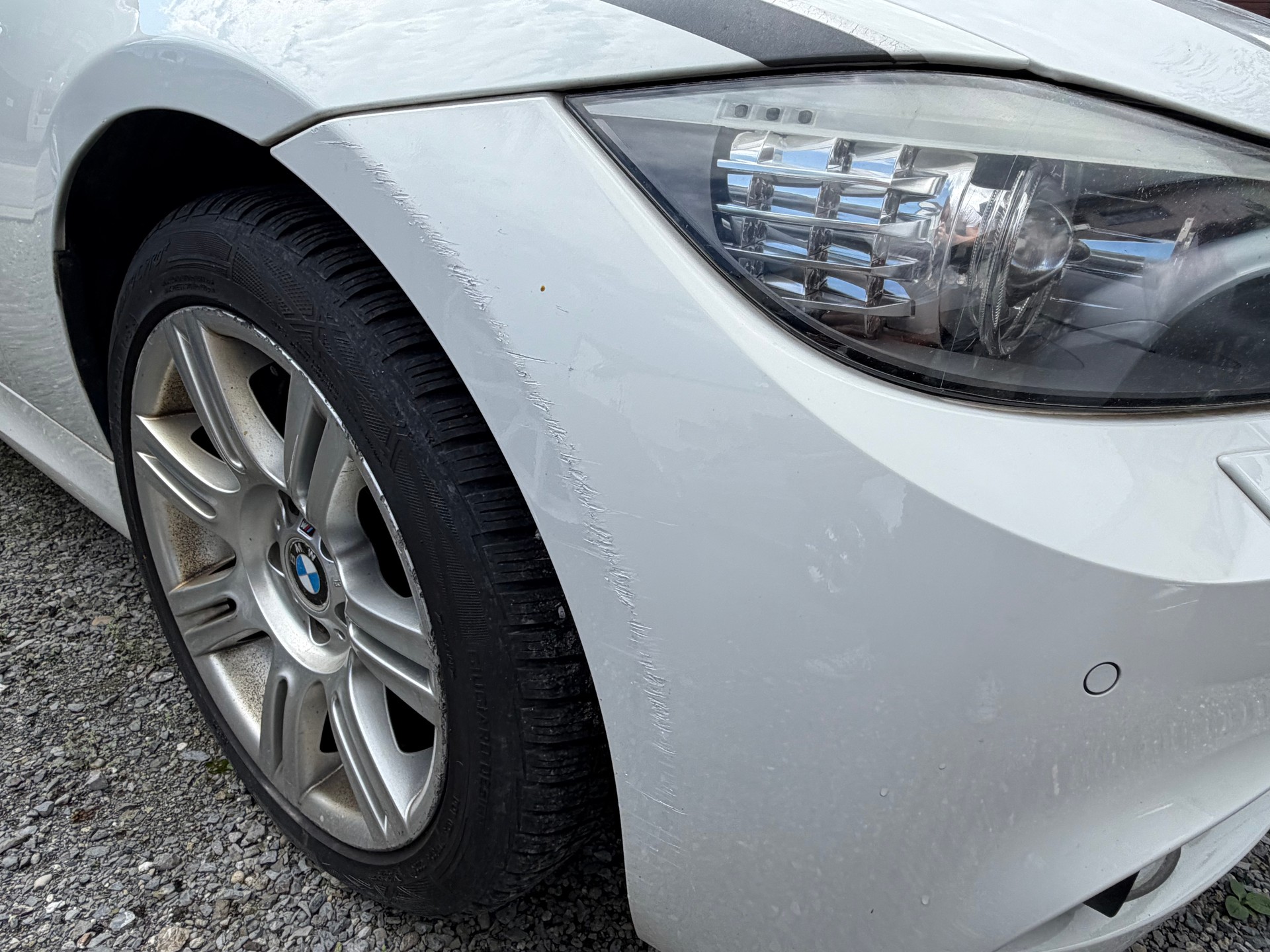 BMW 335i xDrive Touring-image-4