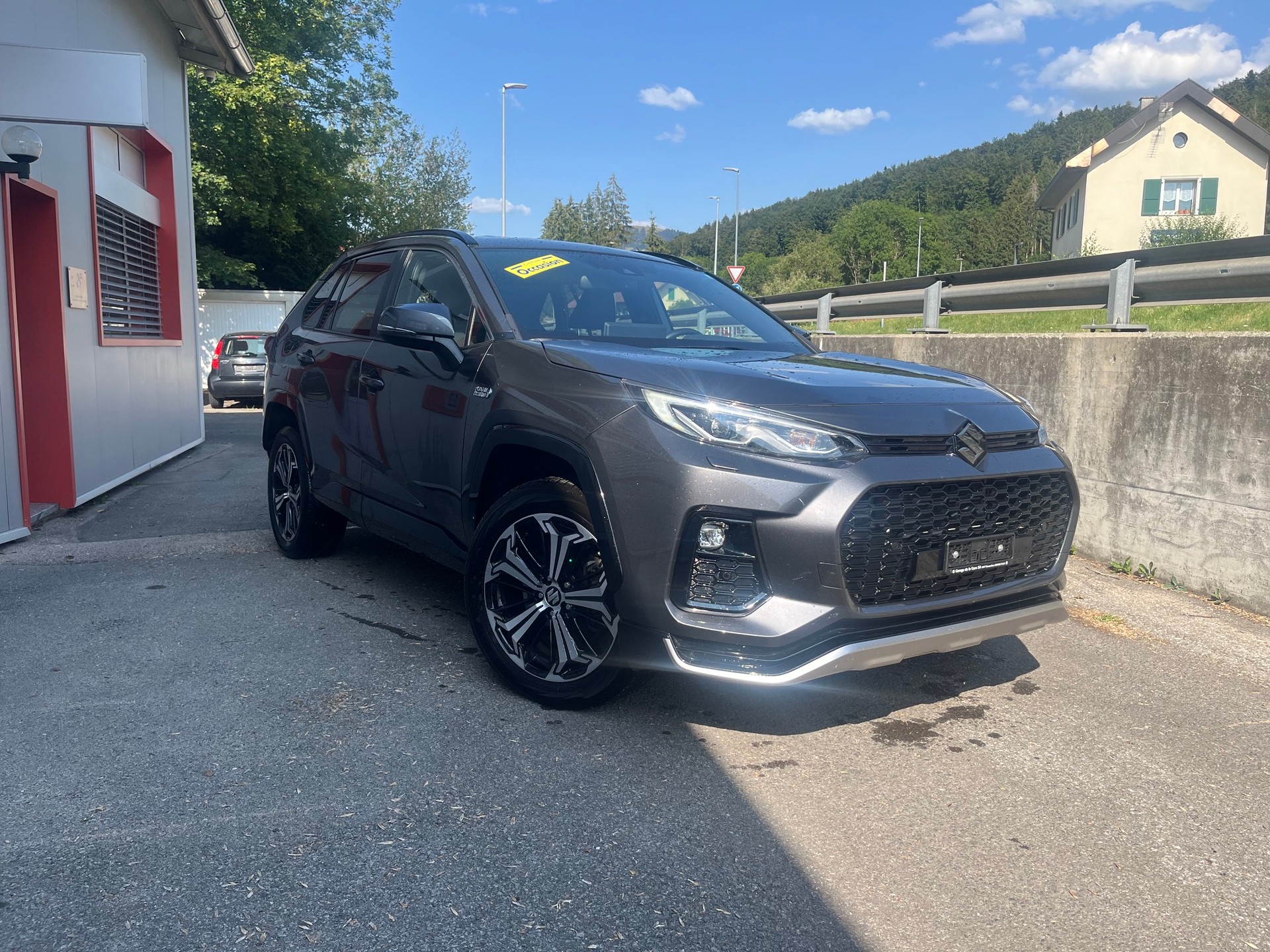 SUZUKI Across 2.5 Plug-in-Hybrid Compact Top E-CVT-image-0