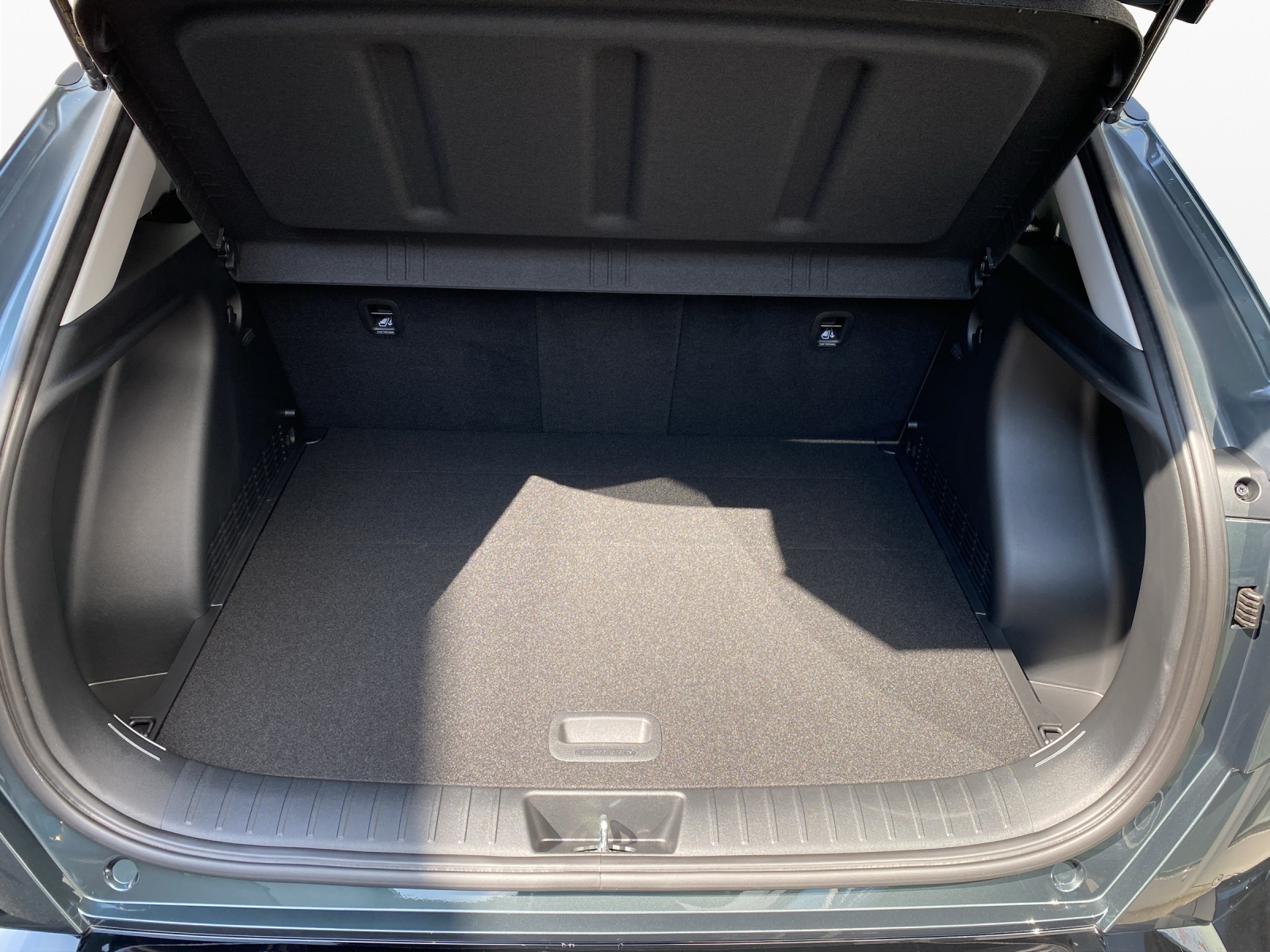 HYUNDAI Kona Electric Amplia-image-15