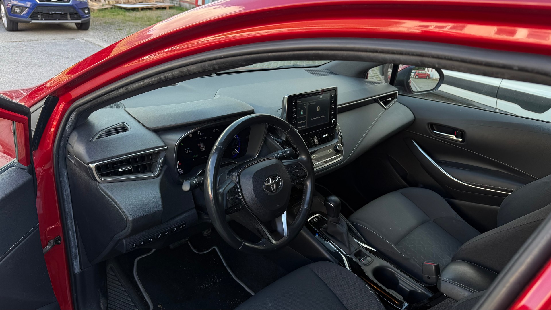 TOYOTA Corolla Touring Sports 1.8 HSD Trend e-CVT-image-13