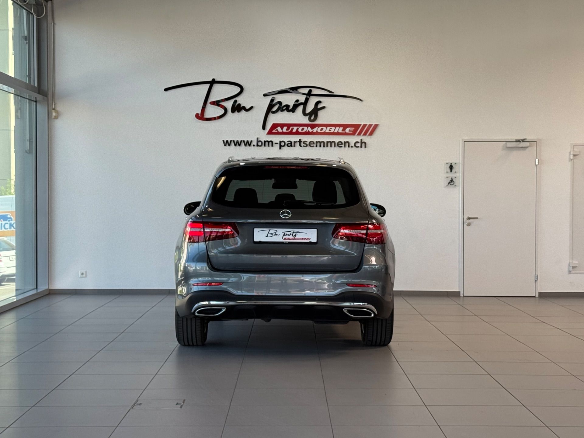 MERCEDES-BENZ GLC 250 d AMG Line 4Matic 9G-Tronic-image-4