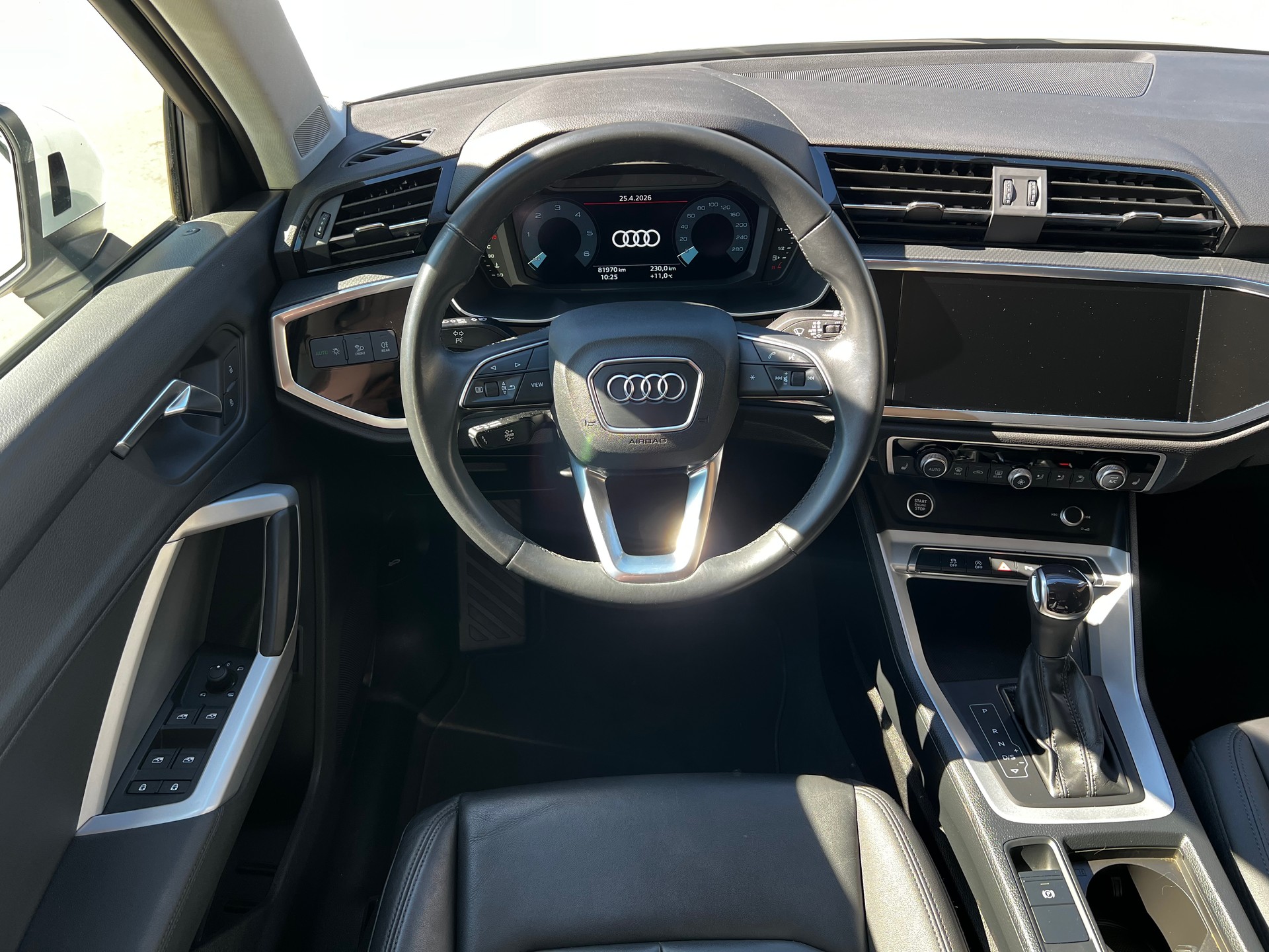 AUDI Q3 40 TDI advanced quattro S-tronic-image-13
