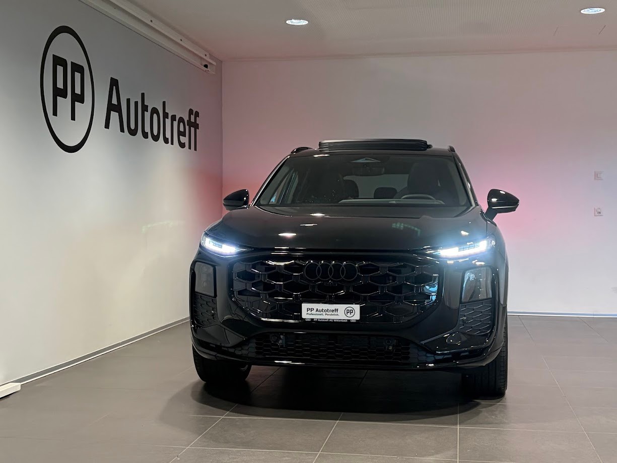 AUDI Q3 SUV e-hybrid 200 kW S tronig