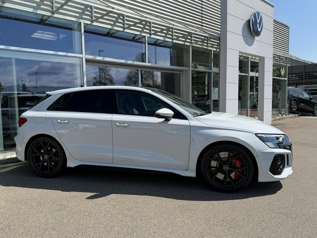 AUDI RS3 Sportback 2.5 TSI quattro S-tronic-image-1