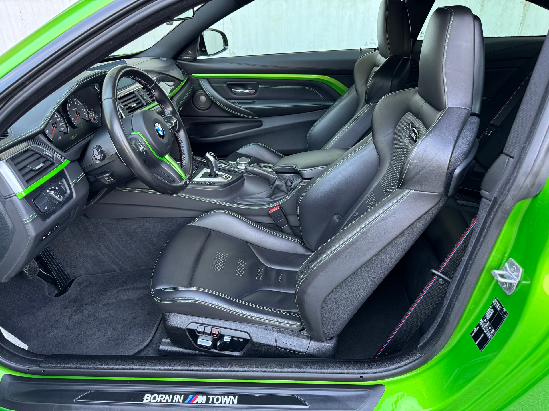BMW M4 Coupé Limited Edition DKG-image-8