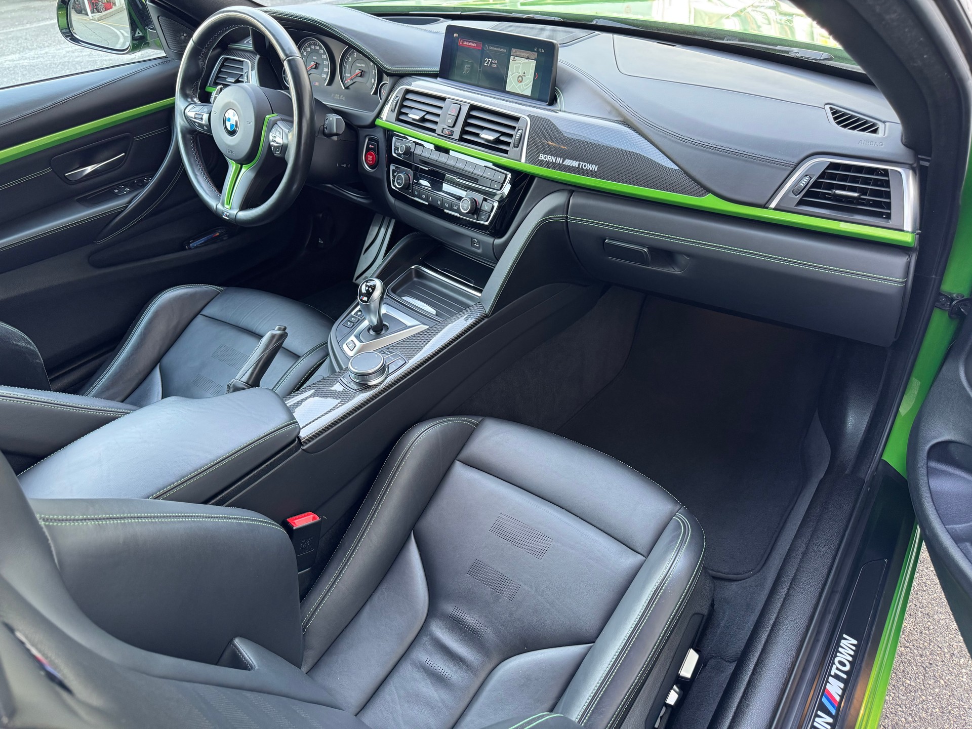 BMW M4 Coupé Limited Edition DKG-image-11