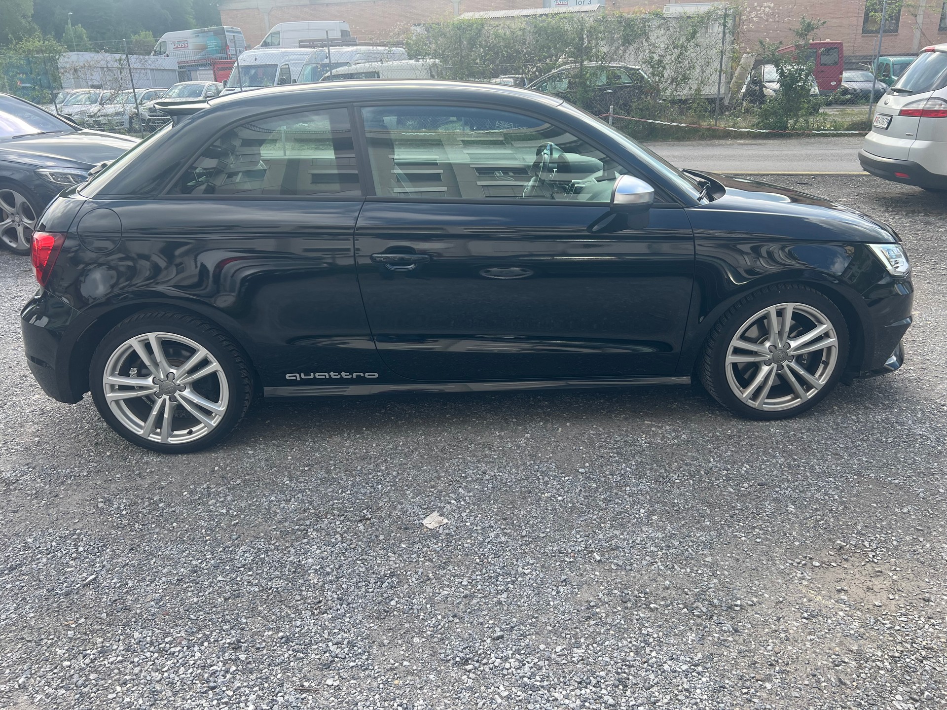 AUDI S1 2.0 TFSI Sport quattro-image-3