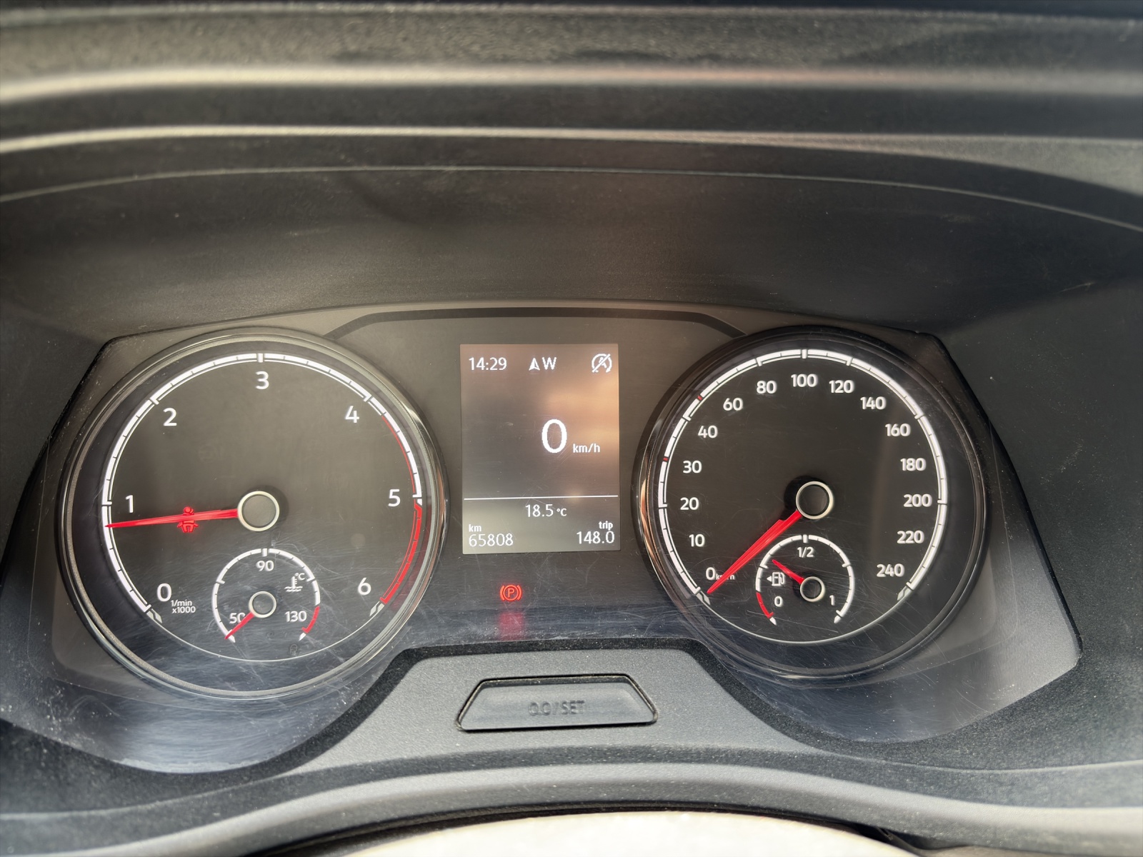 VW T6.1 2.0 TDI 4Motion-image-14