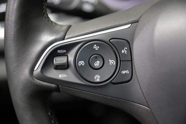 OPEL Insignia 2.0 T Edition-image-13