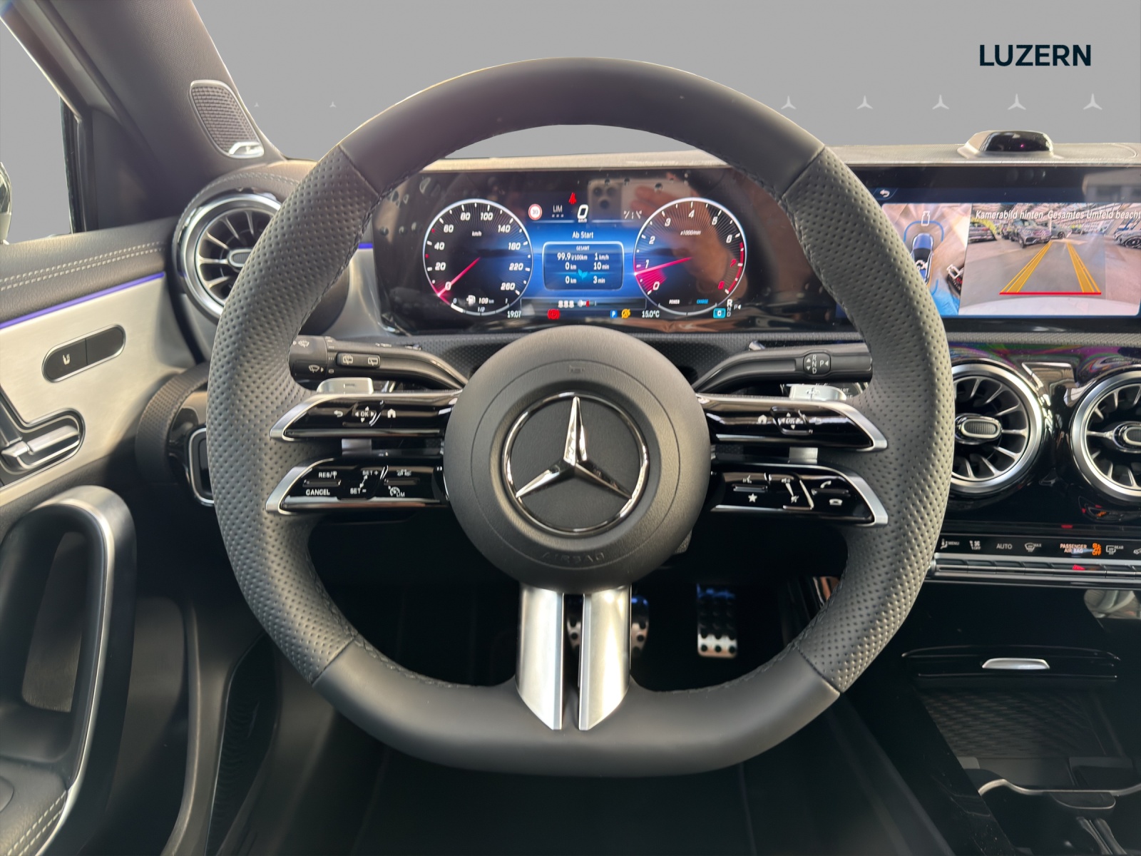 MERCEDES-BENZ A 250 4Matic 8G-DCT-image-9